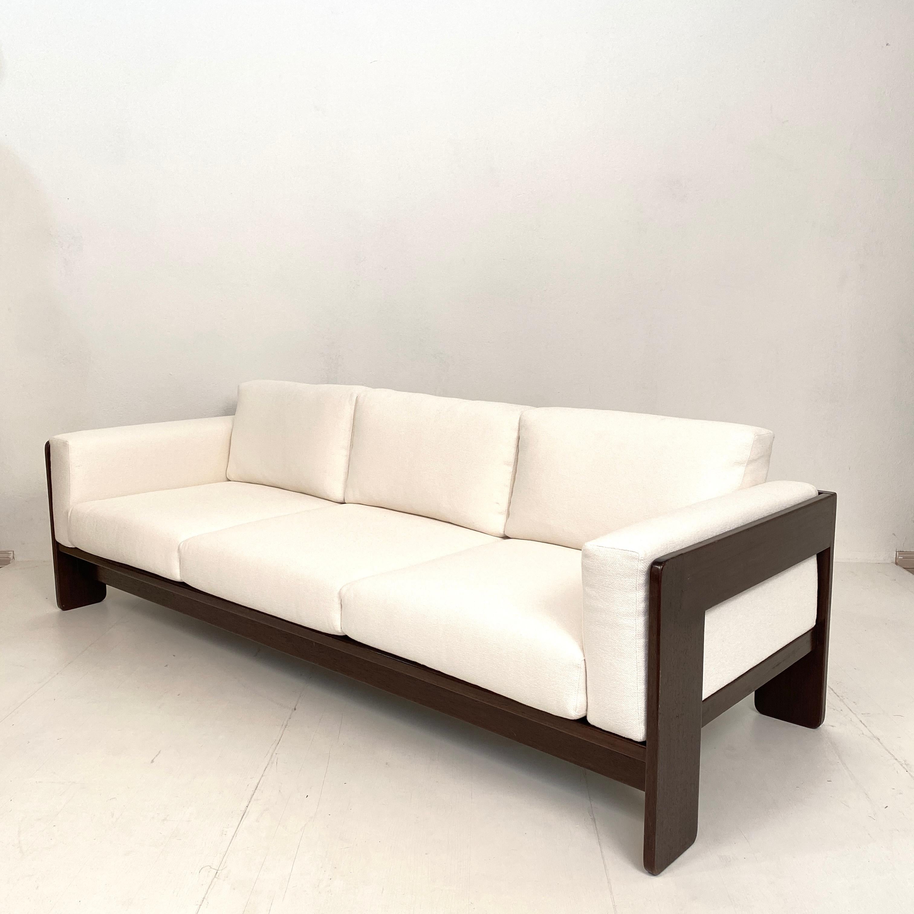 Mid Century Tobia Scarpa Bastiano Three-Seat Sofa for Knoll White Boucle, 1970s 2