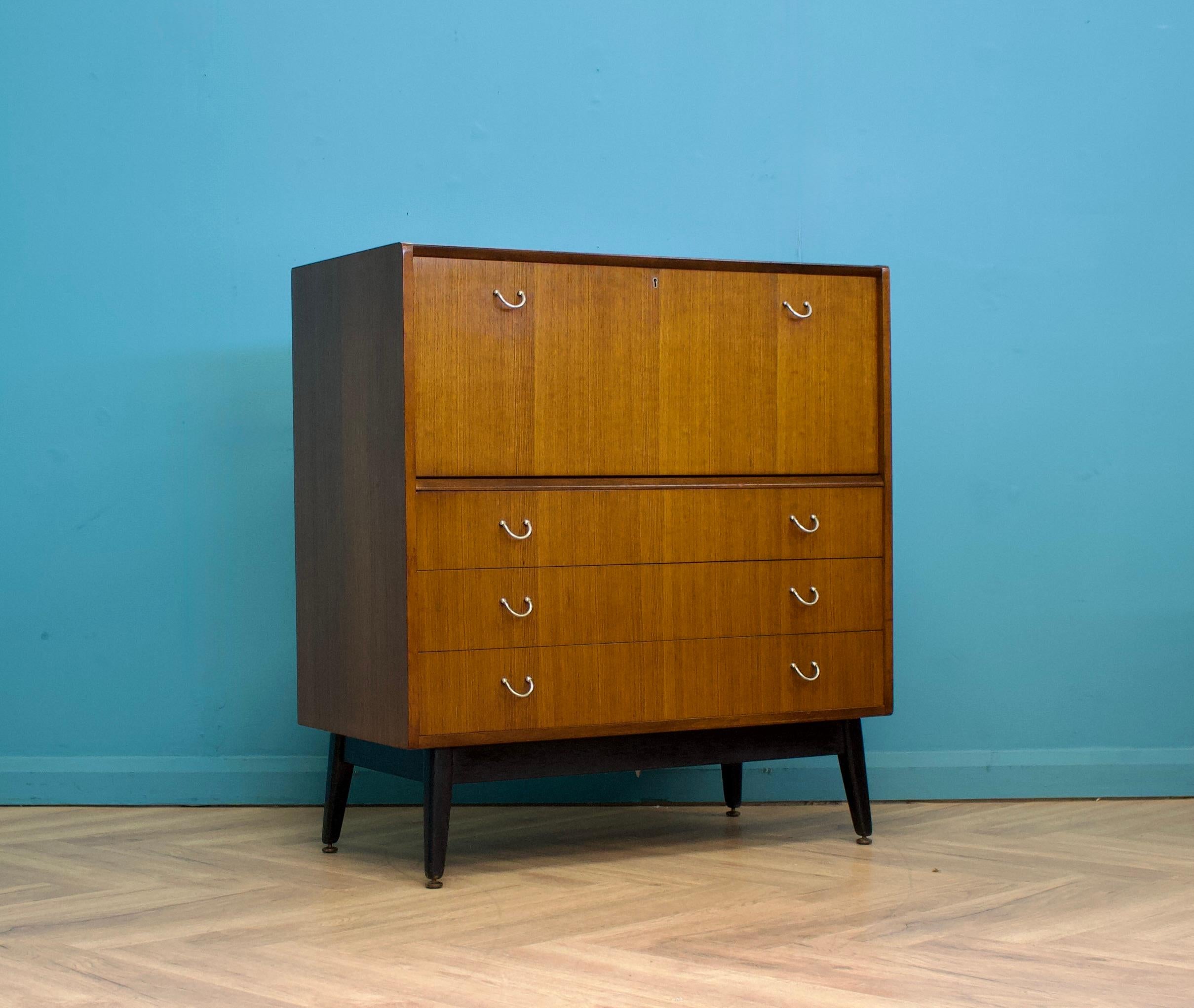 Mid-Century moderno Cabinet Librenza di metà secolo in tola e nero Bureau G-Plan, anni '50 in vendita