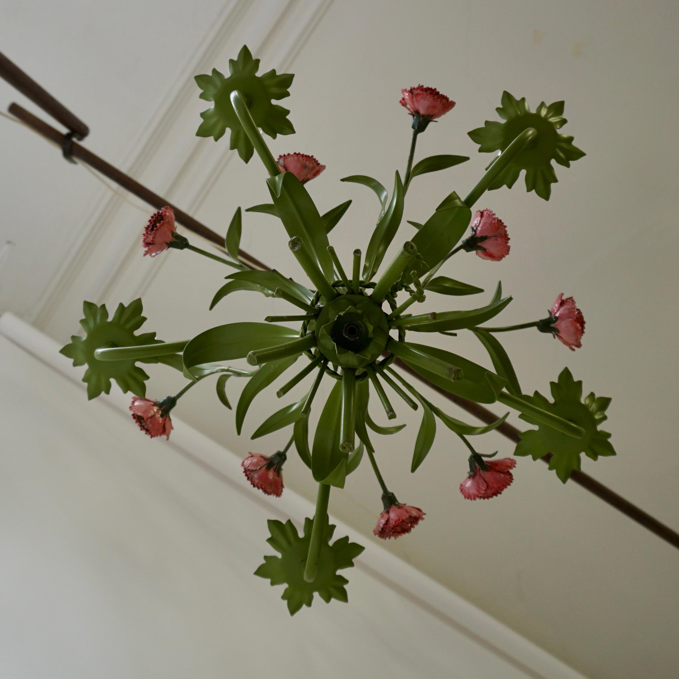 20th Century Mid Century Tole Italian Flower Five-Light Chandelier For Sale