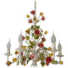 Lampadario a sei luci con fiori italiani di Tole, metà del secolo scorso