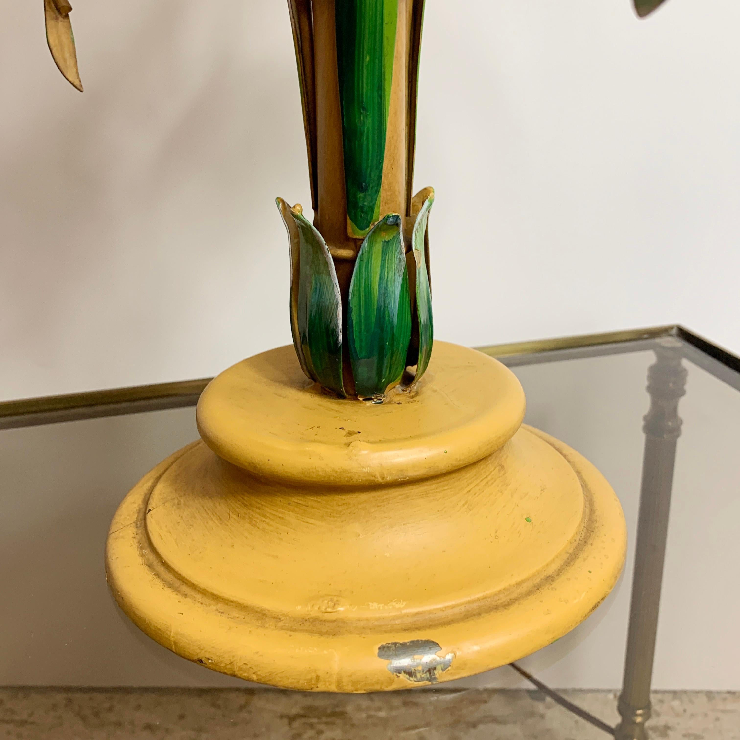 Midcentury, Tole Palm Tree Table Lamp In Good Condition In Hastings, GB