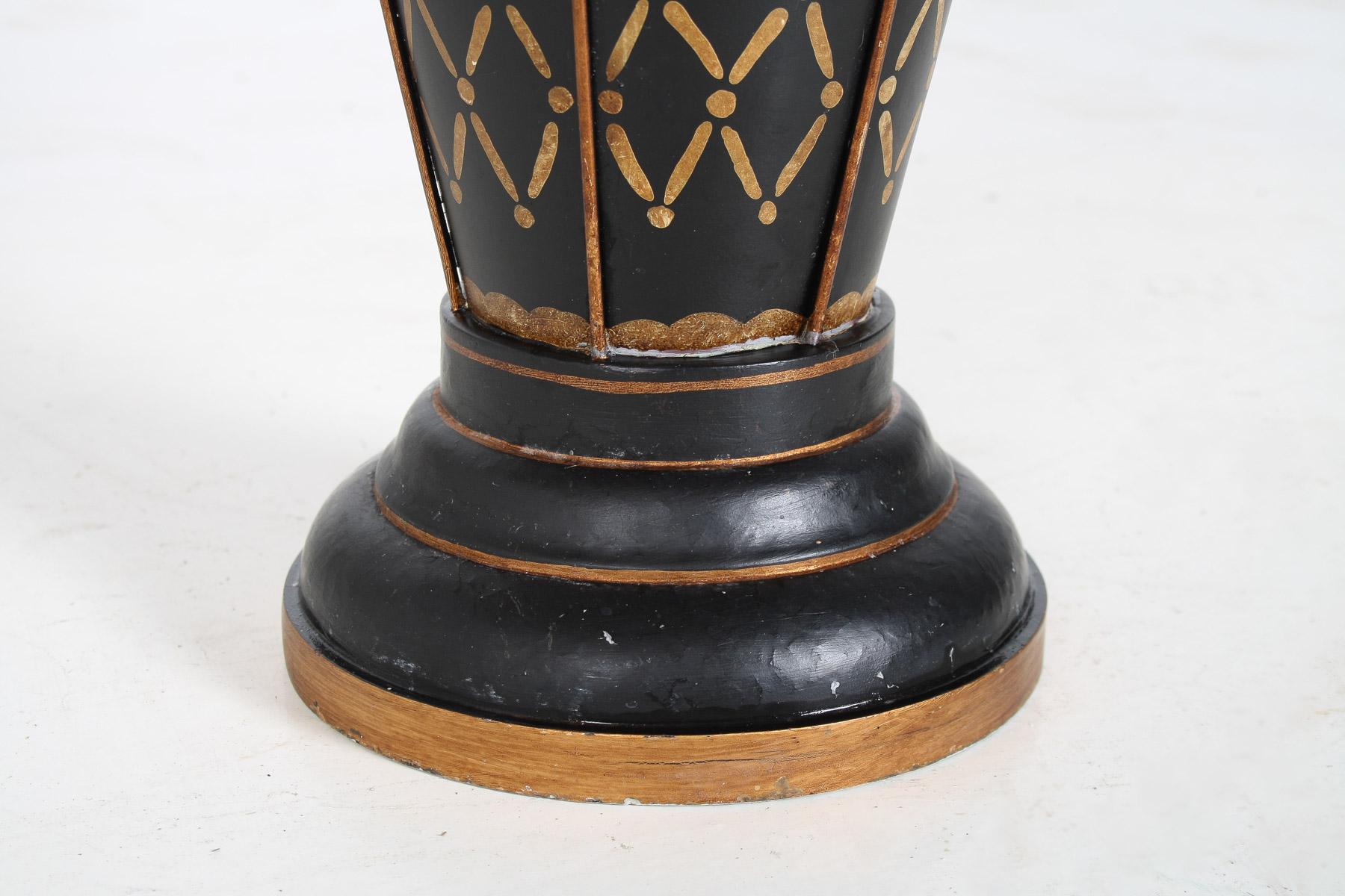 Paragüero de Palo de Toleware de Mediados de Siglo Pintado a Mano en Oro sobre Negro en venta 4