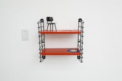 Étagère industrielle rouge TOMADO du milieu du siècle dernier avec bâton de fleurs