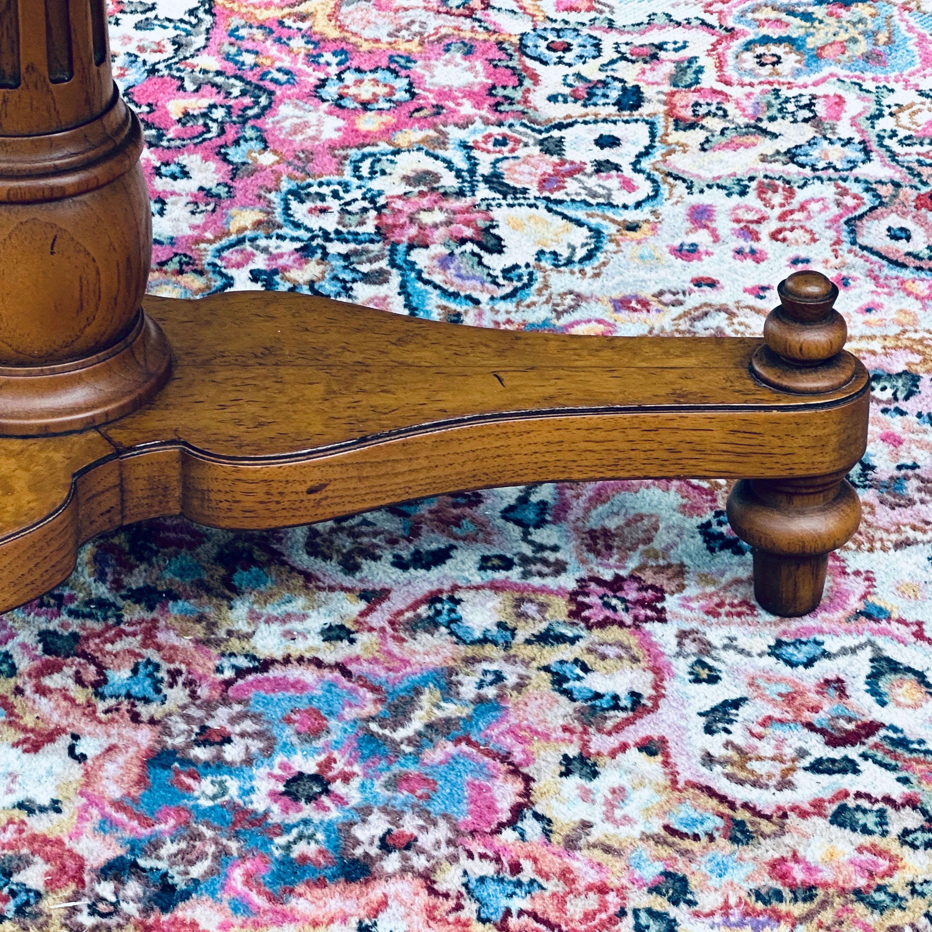 Mesa auxiliar de pedestal hexagonal Tomlinson Pavane de mediados de siglo en venta 1
