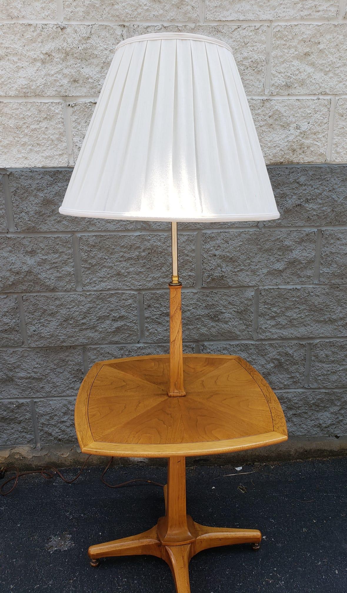 American Mid-Century Tomlinson Sophisticate Walnut Torchiere Floor Lamp with Table For Sale