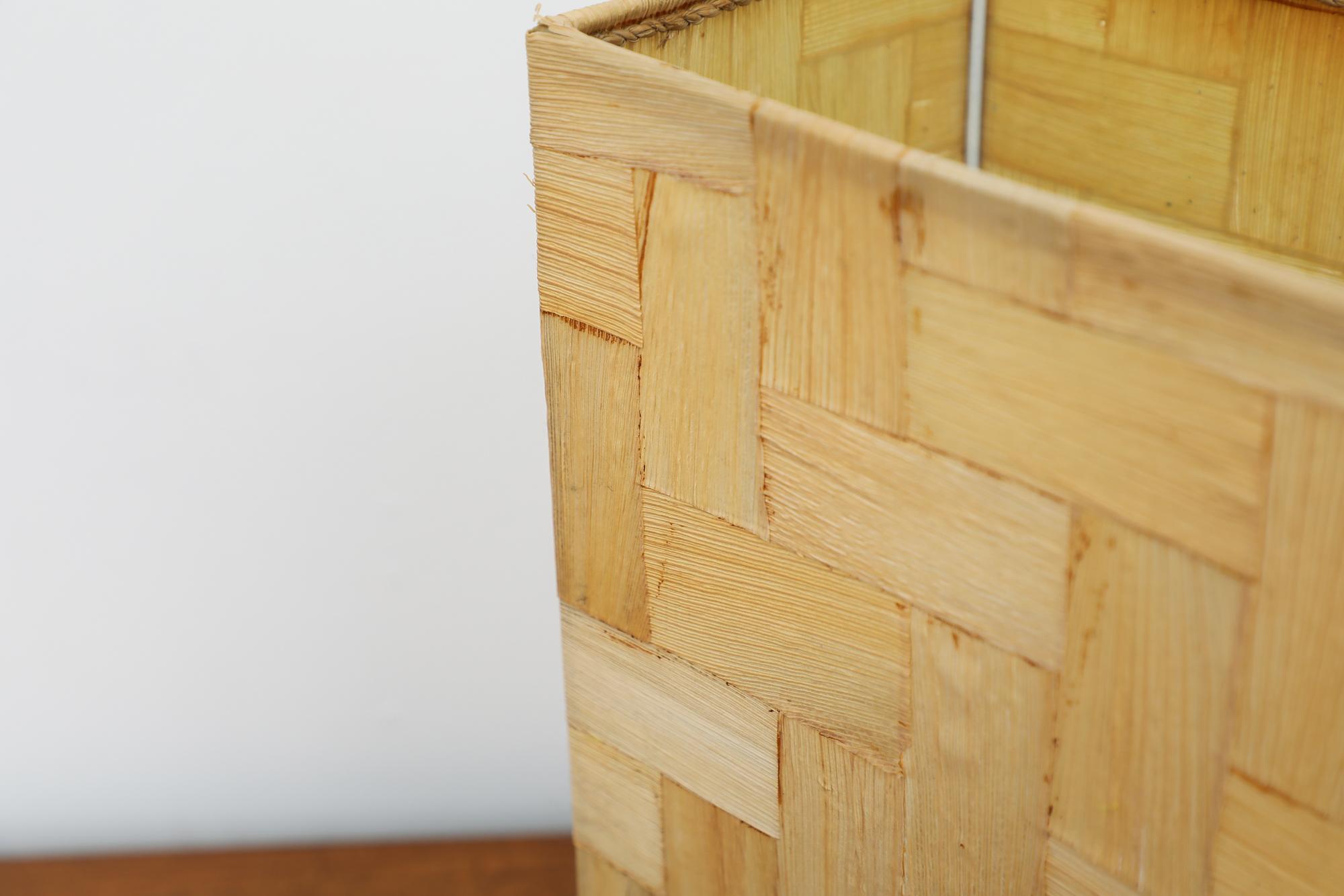 Mid-Century Tommaso Barbi Inspired Woven Bamboo Table Lamp For Sale 1