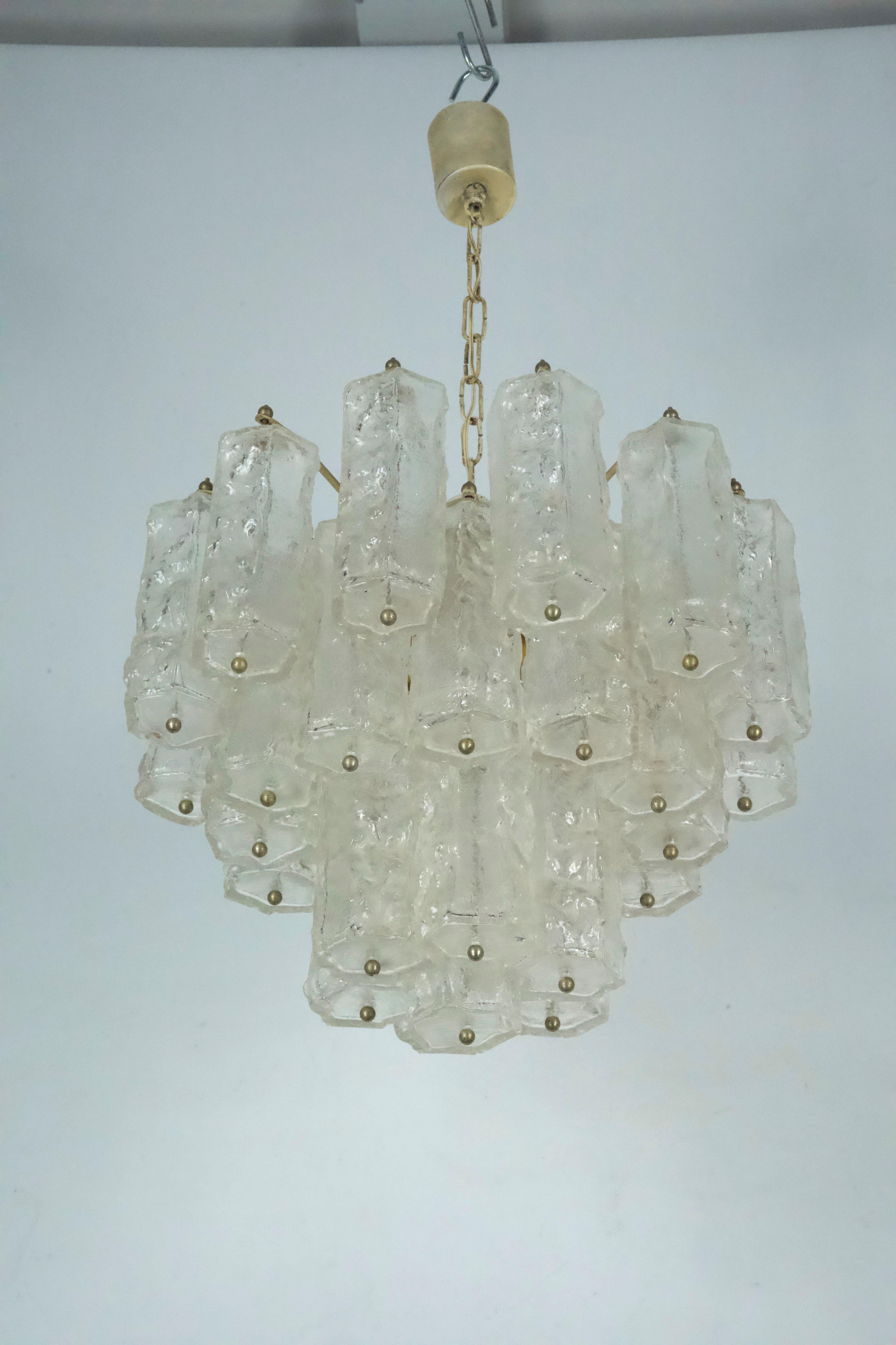 20th Century Mid-Century Toni Zuccheri for Venini, corteccia murano glass chandelier. 1960s For Sale