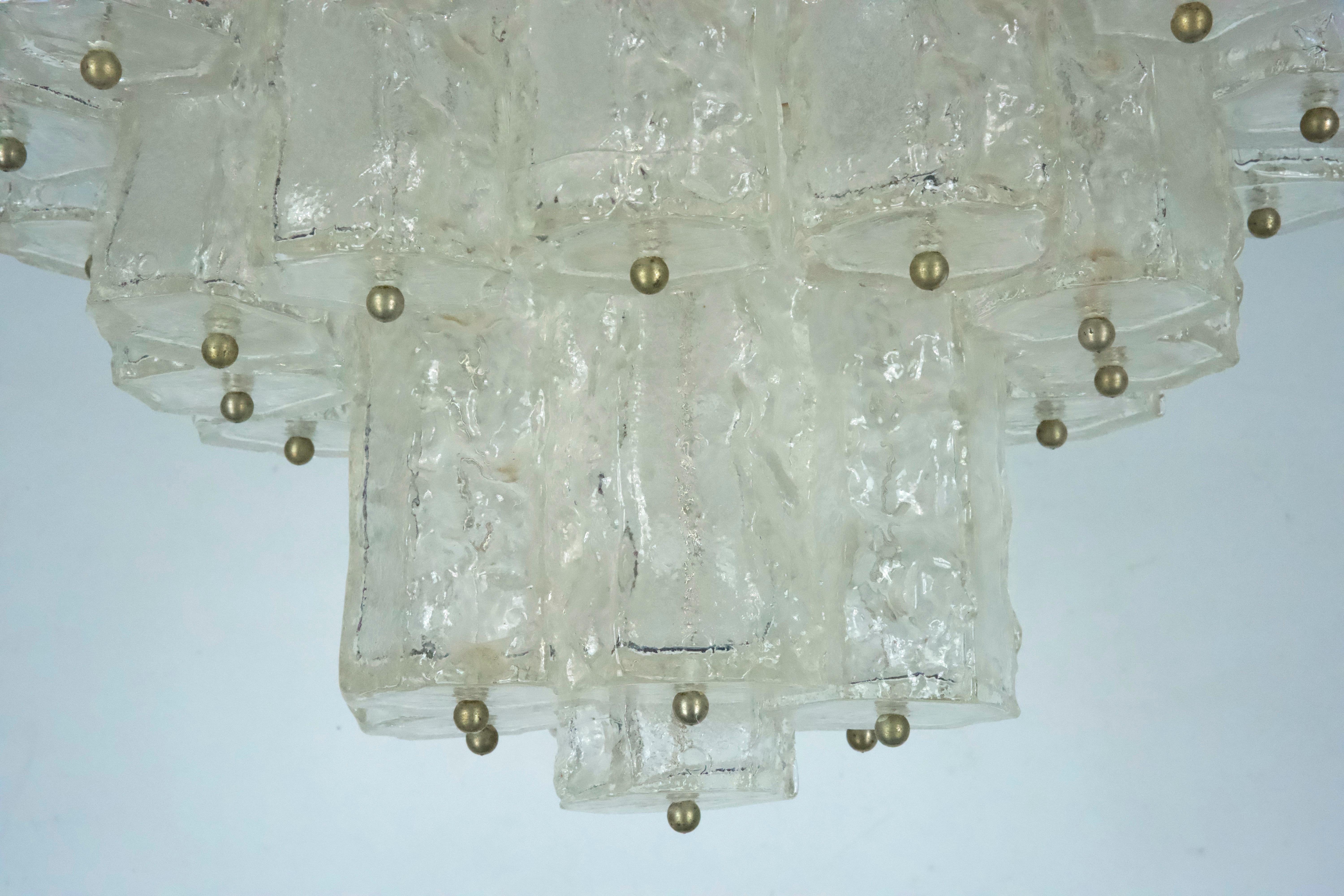 Mid-Century Toni Zuccheri for Venini, corteccia murano glass chandelier. 1960s For Sale 2