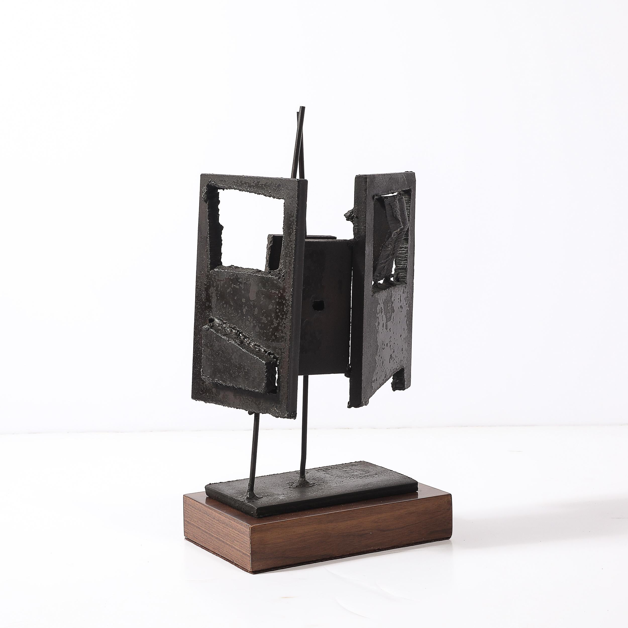 Acier ajouré Mid-Century Torch Cut Steel Brutalist Sculpture on Walnut Signed John Balossi en vente