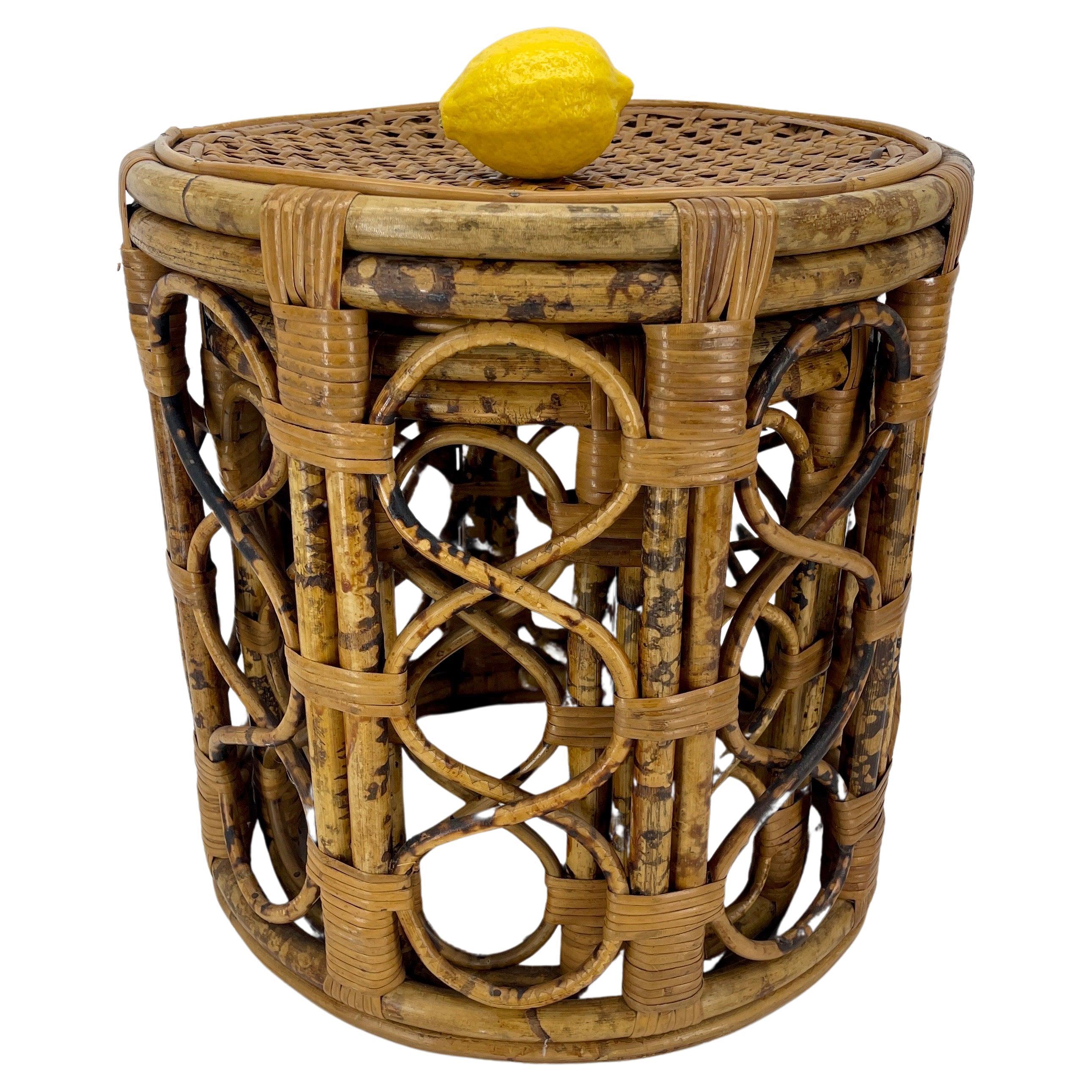 Hand-Crafted Midcentury Tortoise Bamboo Rattan Round Nesting Tables
