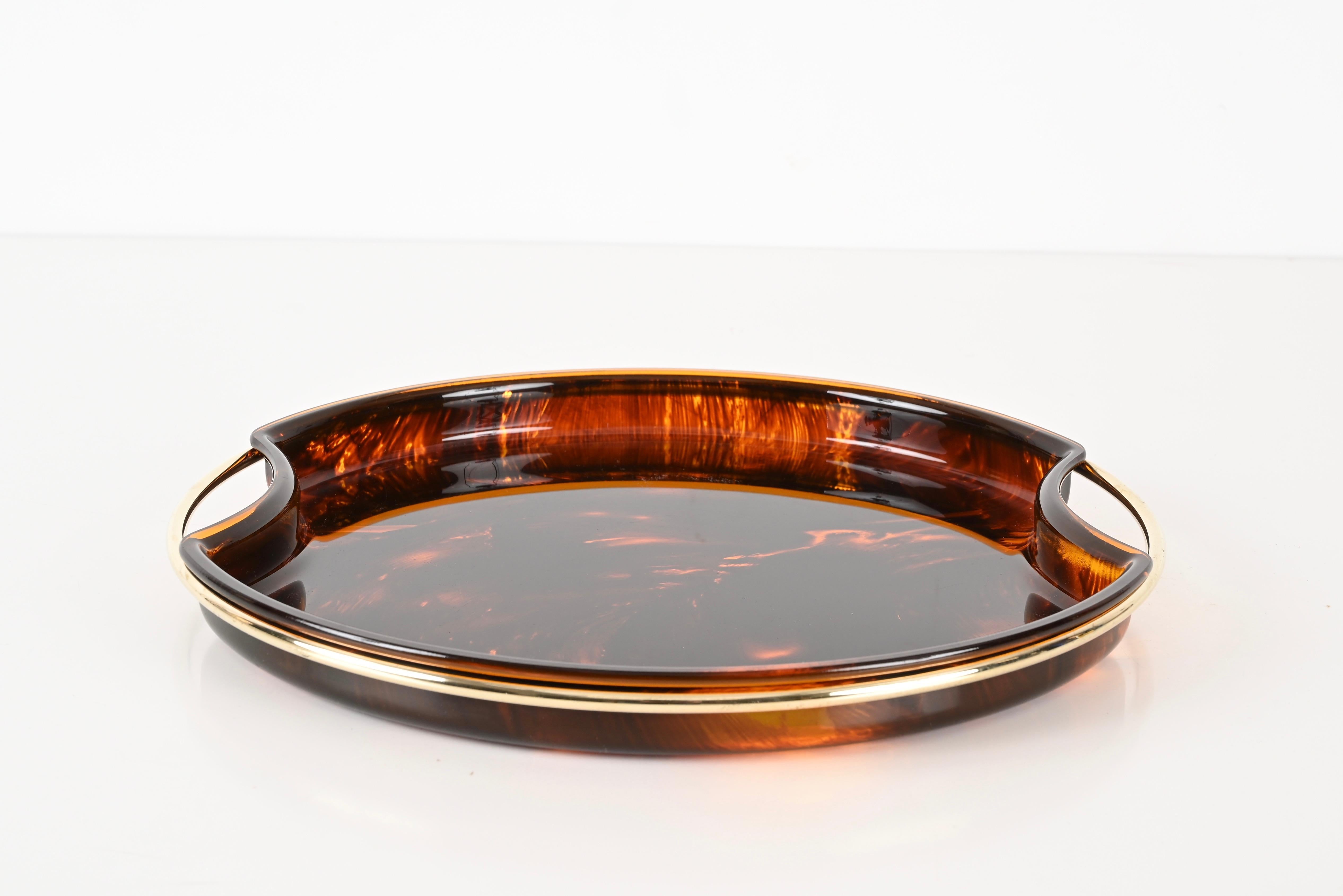 Italian Mid-Century Tortoiseshell Lucite and Brass Serving Tray by Guzzini, Italy 1970s For Sale