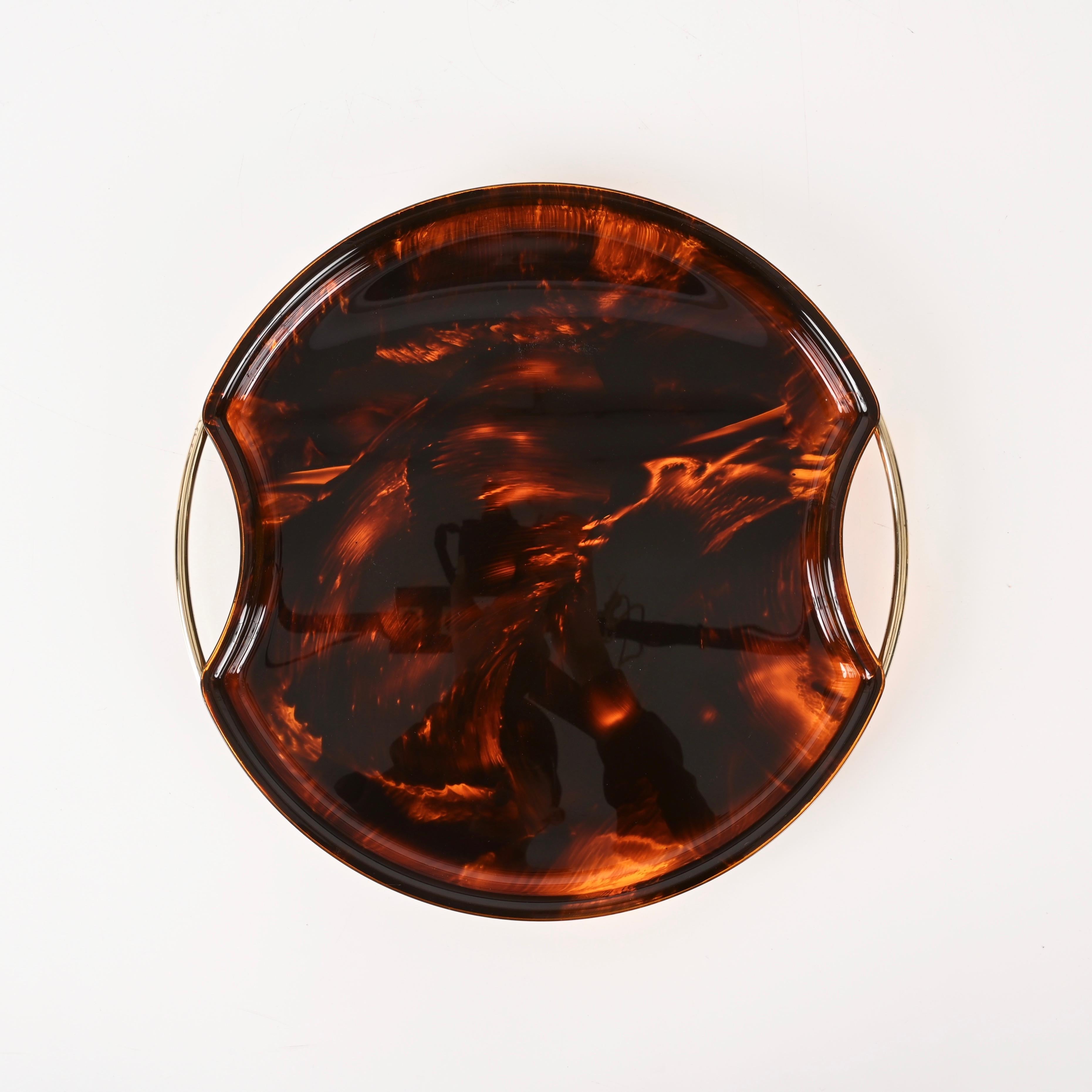 Hand-Crafted Mid-Century Tortoiseshell Lucite and Brass Serving Tray by Guzzini, Italy 1970s For Sale