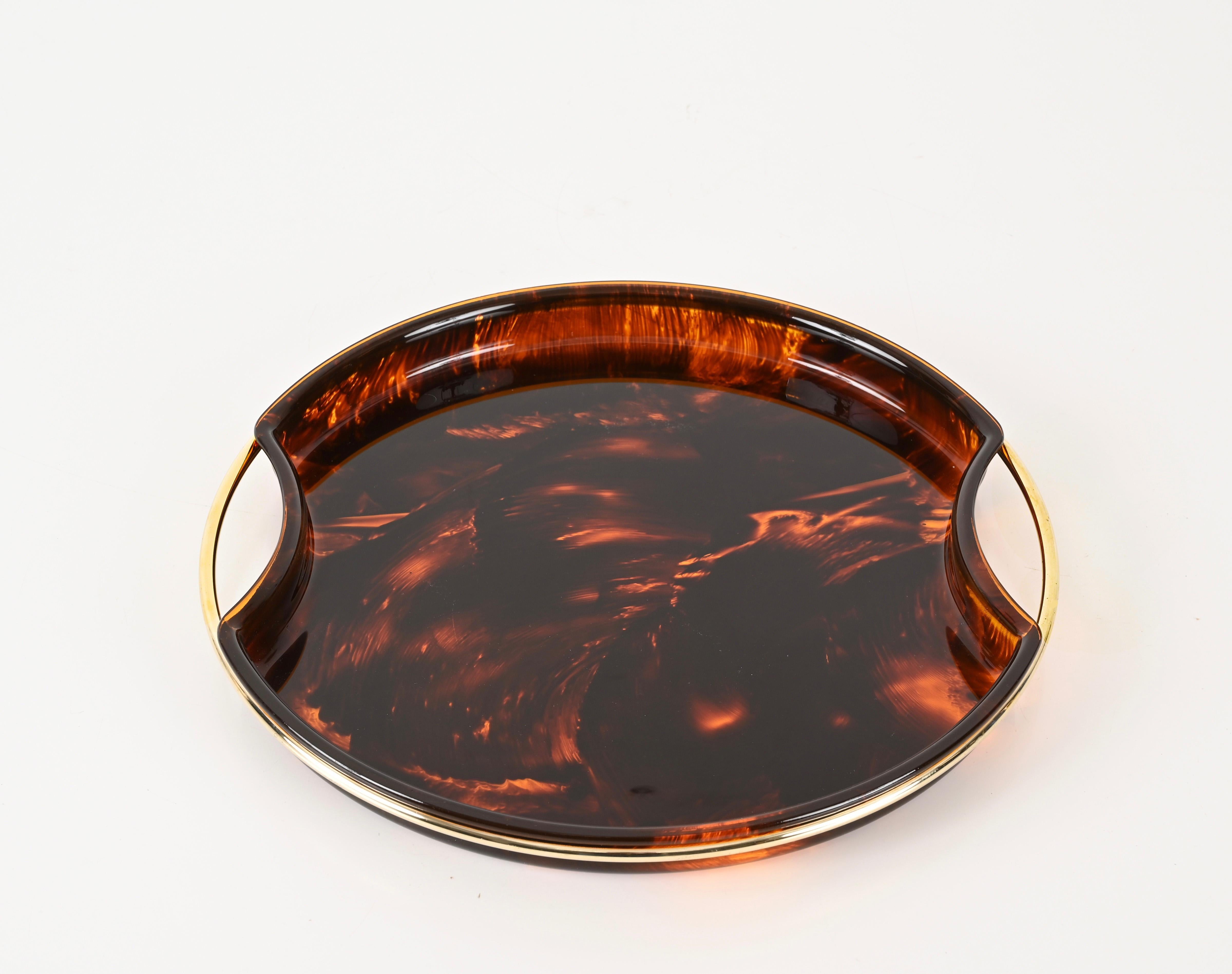 20th Century Mid-Century Tortoiseshell Lucite and Brass Serving Tray by Guzzini, Italy 1970s For Sale
