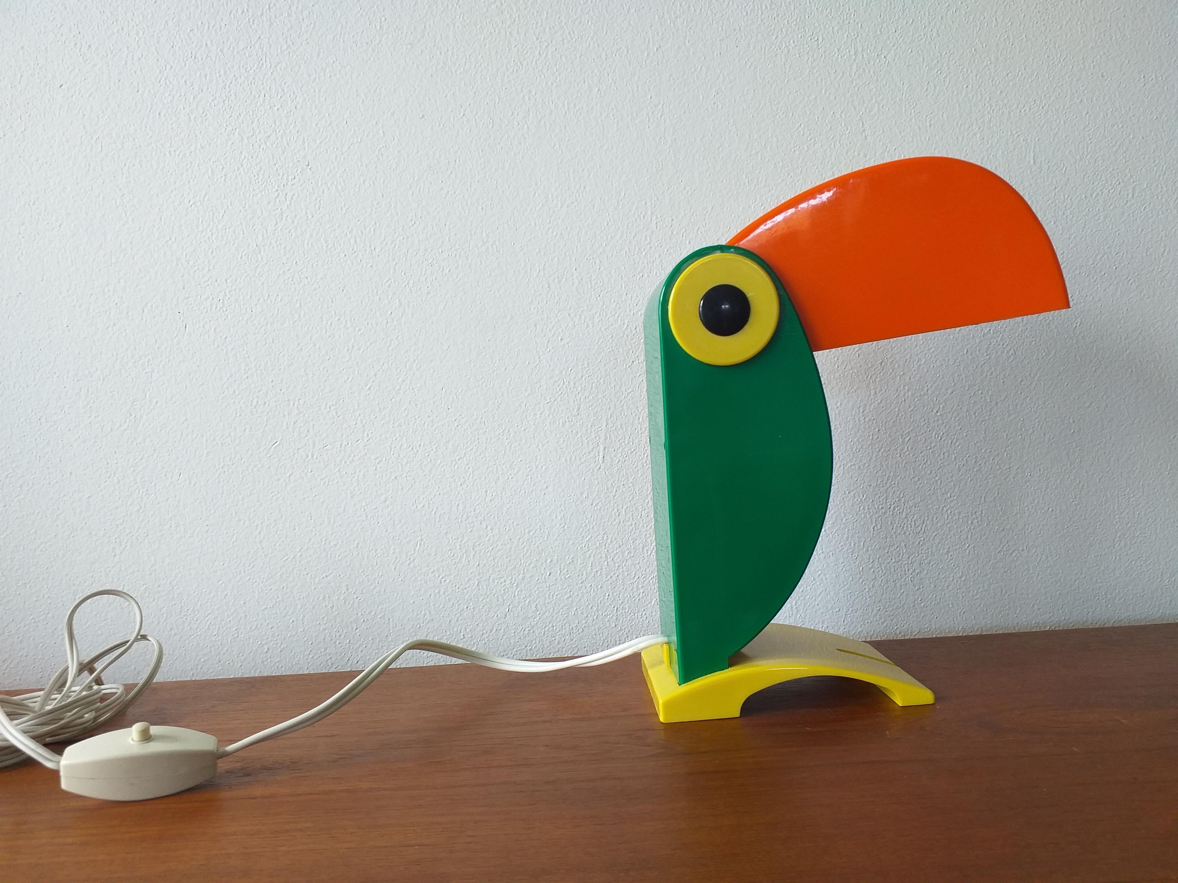 Italian Midcentury Toucan Table Lamp for OTF Ferrari, Italy, 1960s