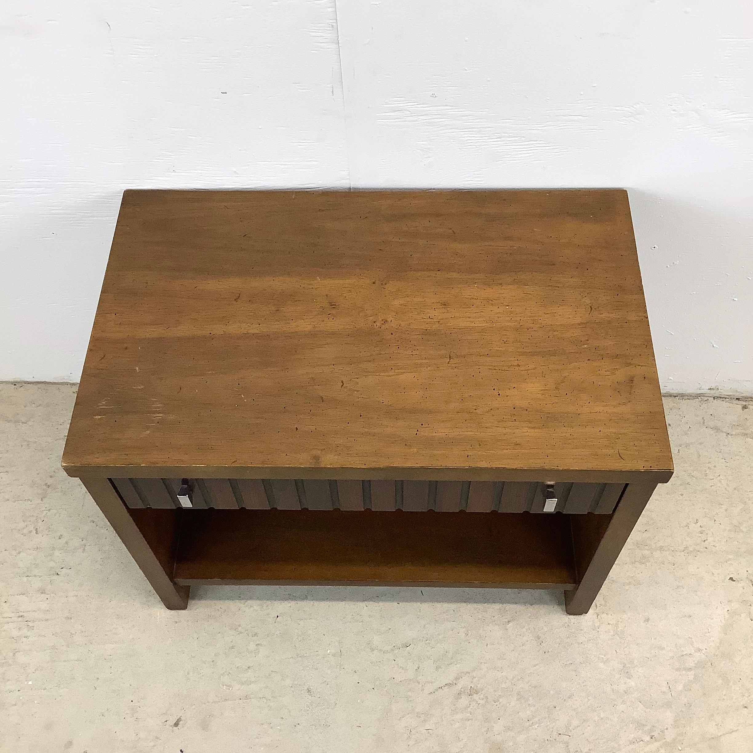 Mid-Century Modern Mid-Century 