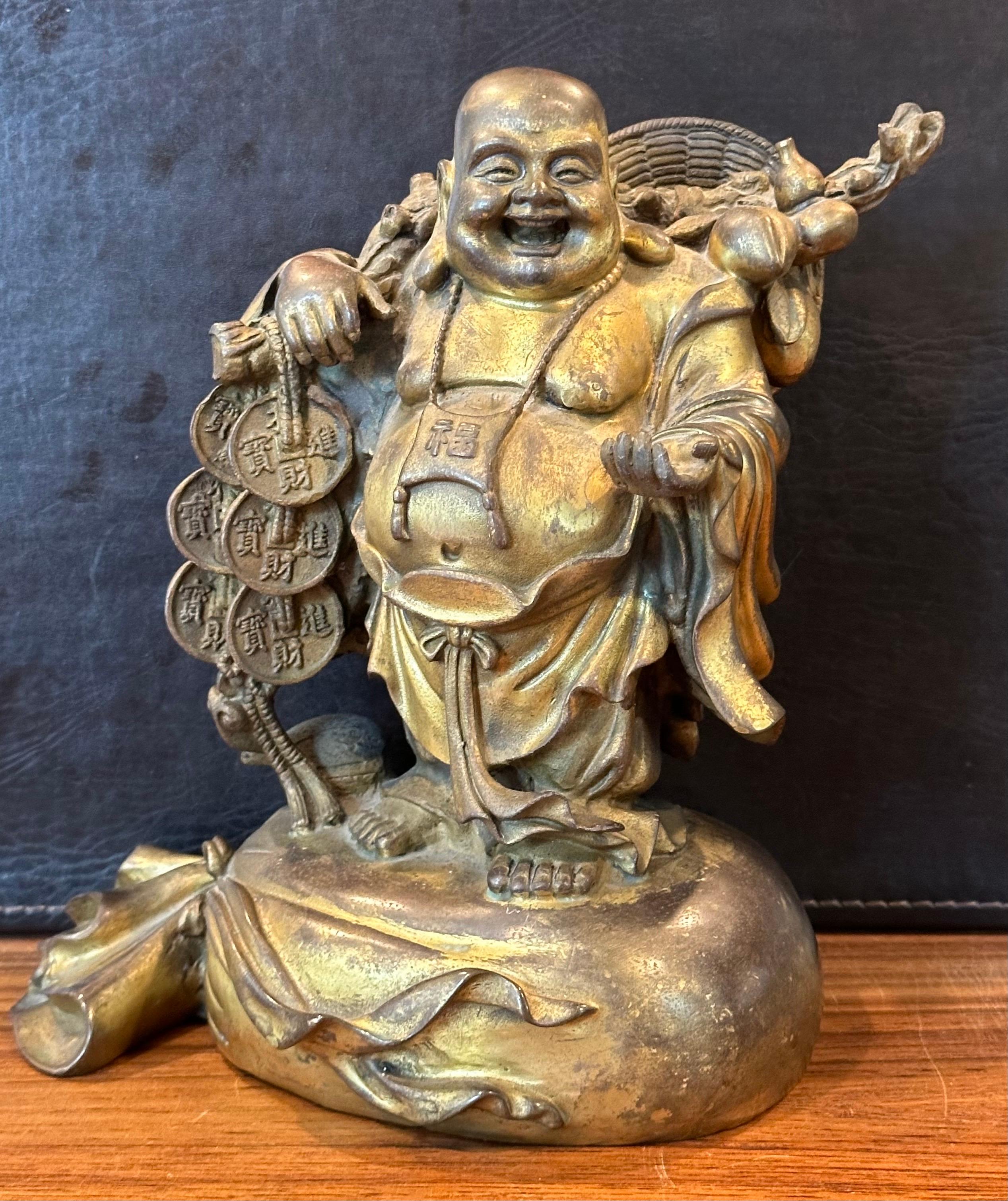 Scultura tradizionale in bronzo di metà secolo Hotei / 