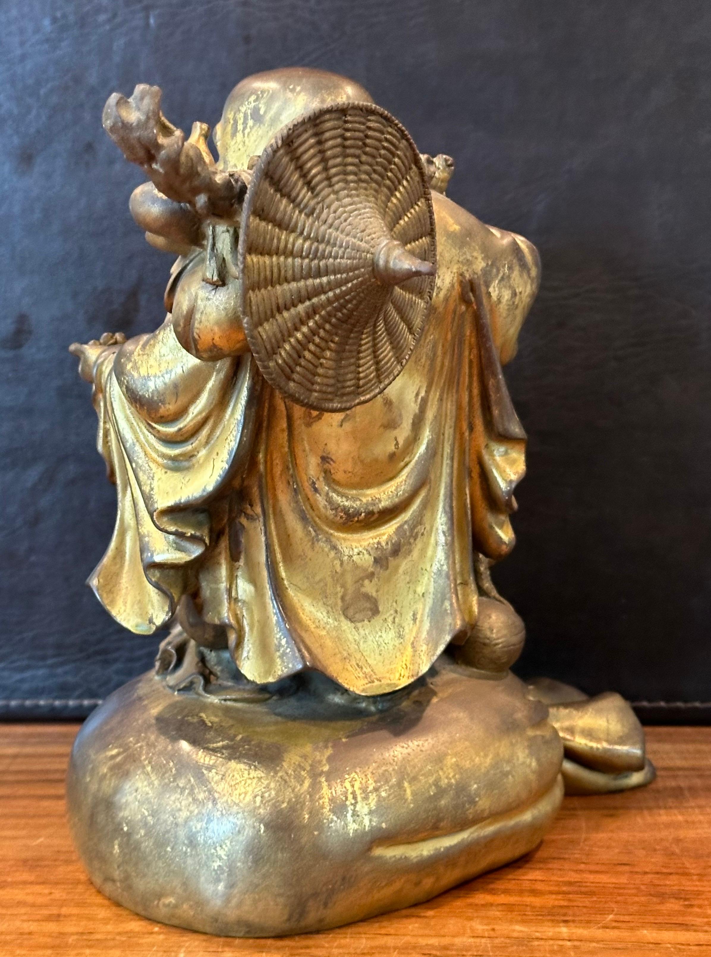 Scultura tradizionale in bronzo di metà secolo Hotei / 