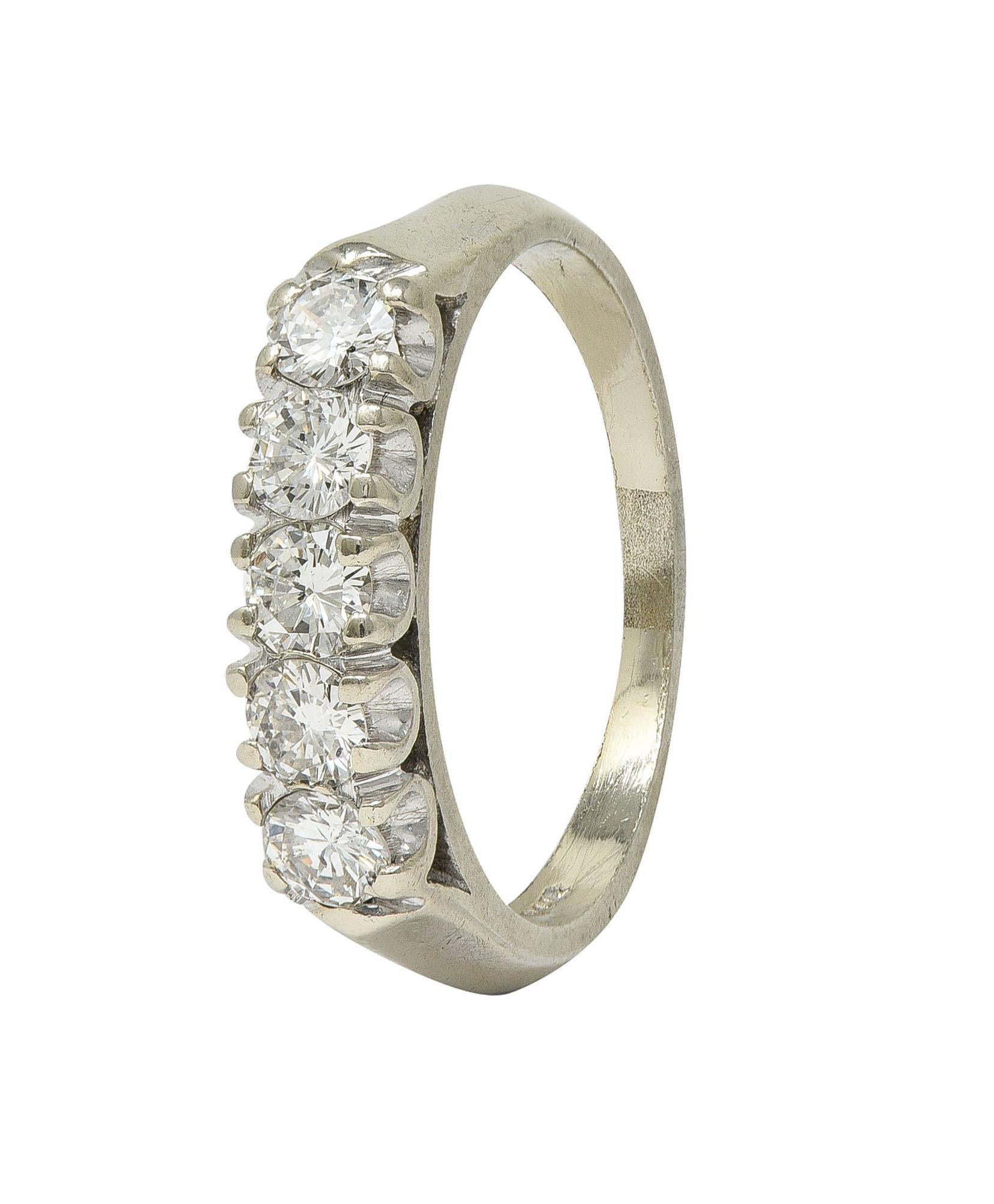 Mid-Century Transitional Diamond 14K Gold Vintage Fishtail Wedding Band Ring For Sale 3