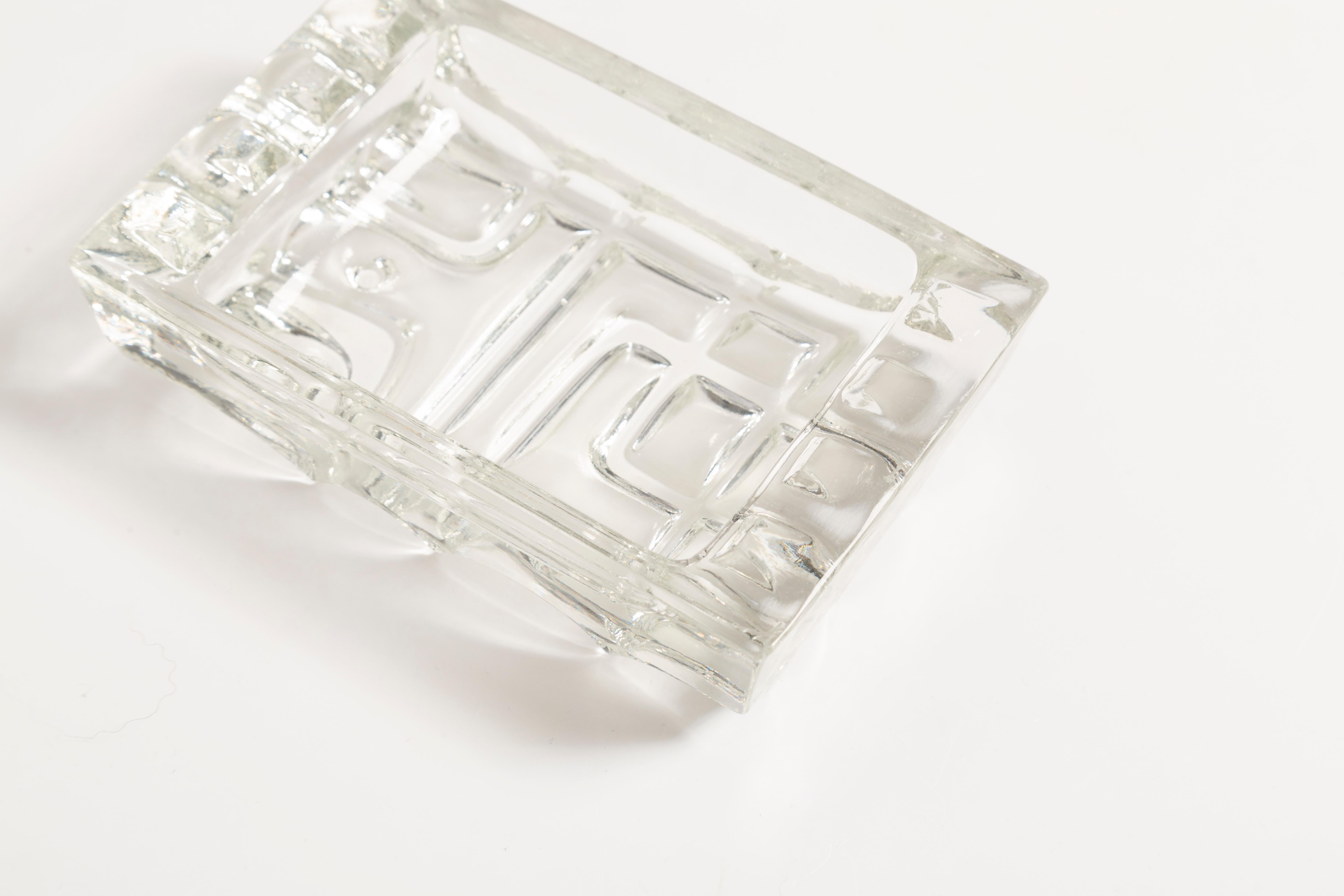 Elemento cenicero de cuenco de cristal transparente de mediados de siglo, Italia, 1970 siglo XX en venta