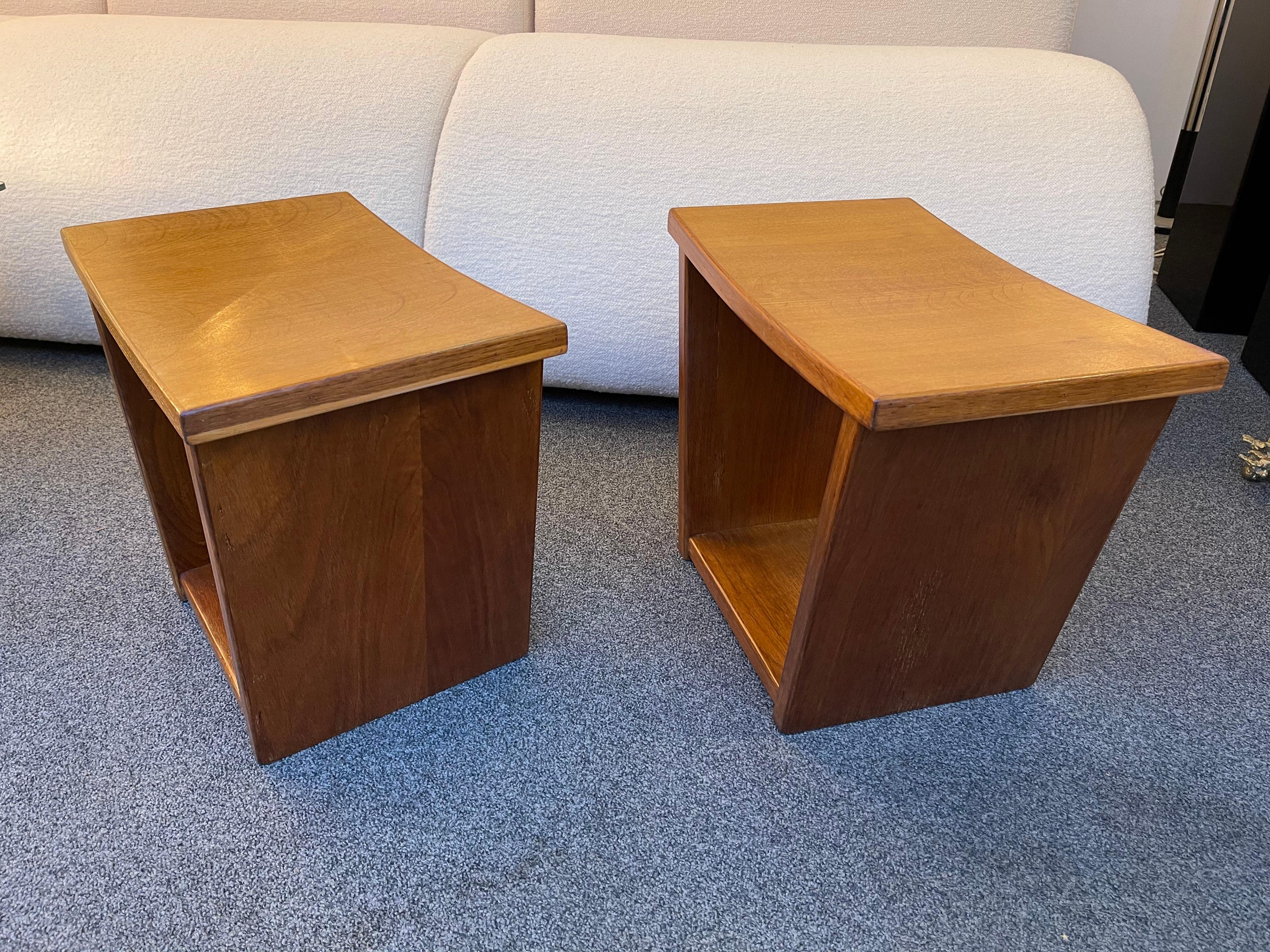 Mid Century Trapeze Wood Stools, Italy, 1950s In Good Condition For Sale In SAINT-OUEN, FR