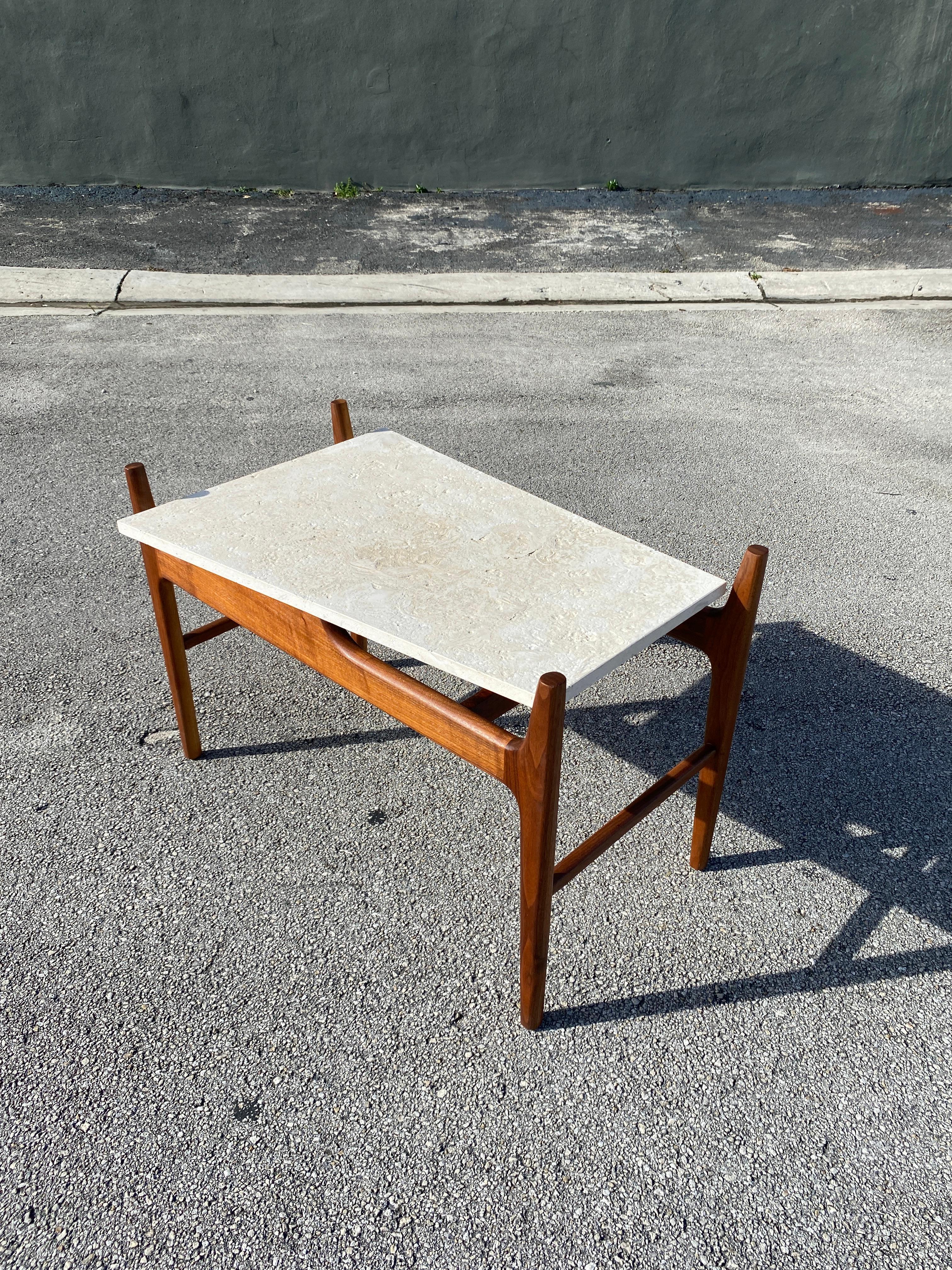 20th Century Mid-Century Trapezoid Coral Stone End Side Table Attributed to Adrian Pearsall For Sale