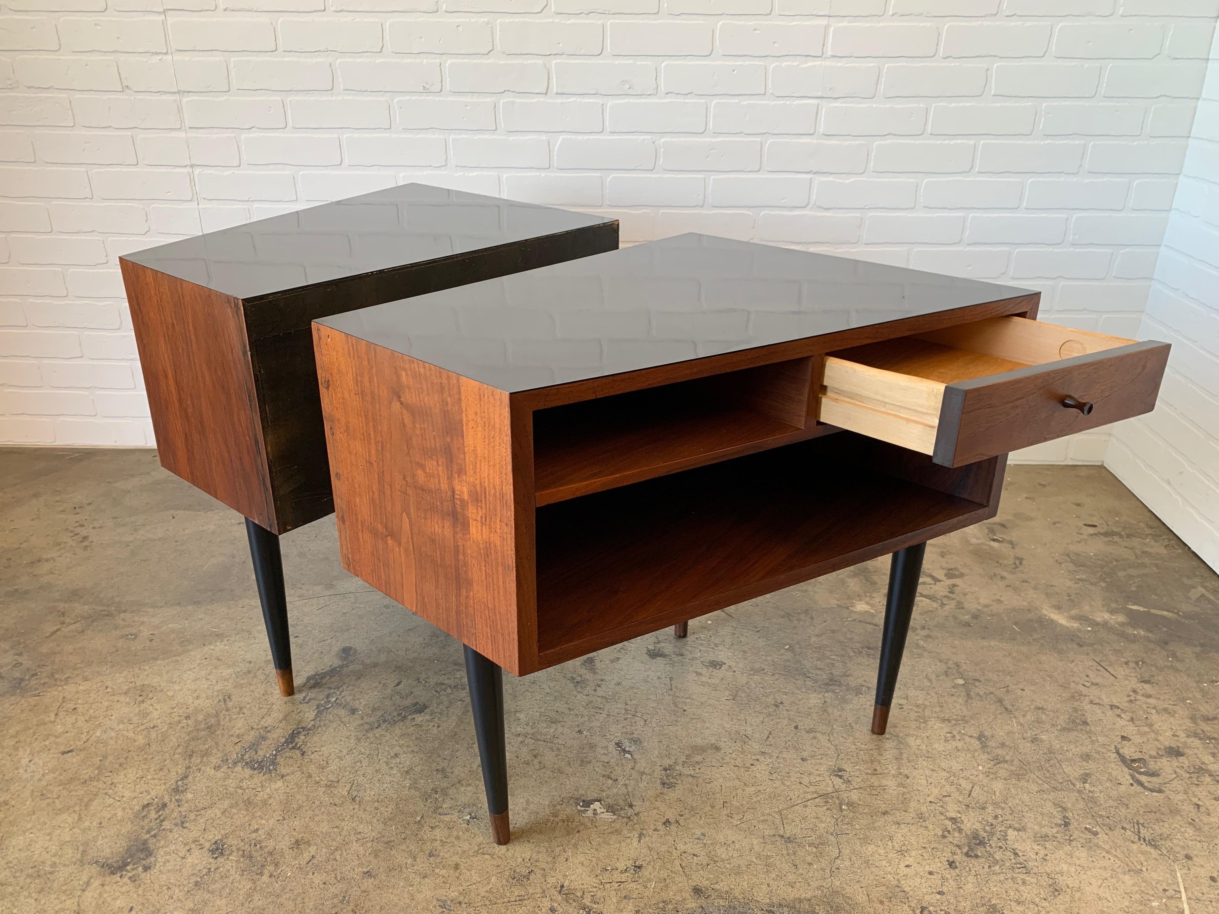 Midcentury Trapezoidal Shaped Nightstands 5