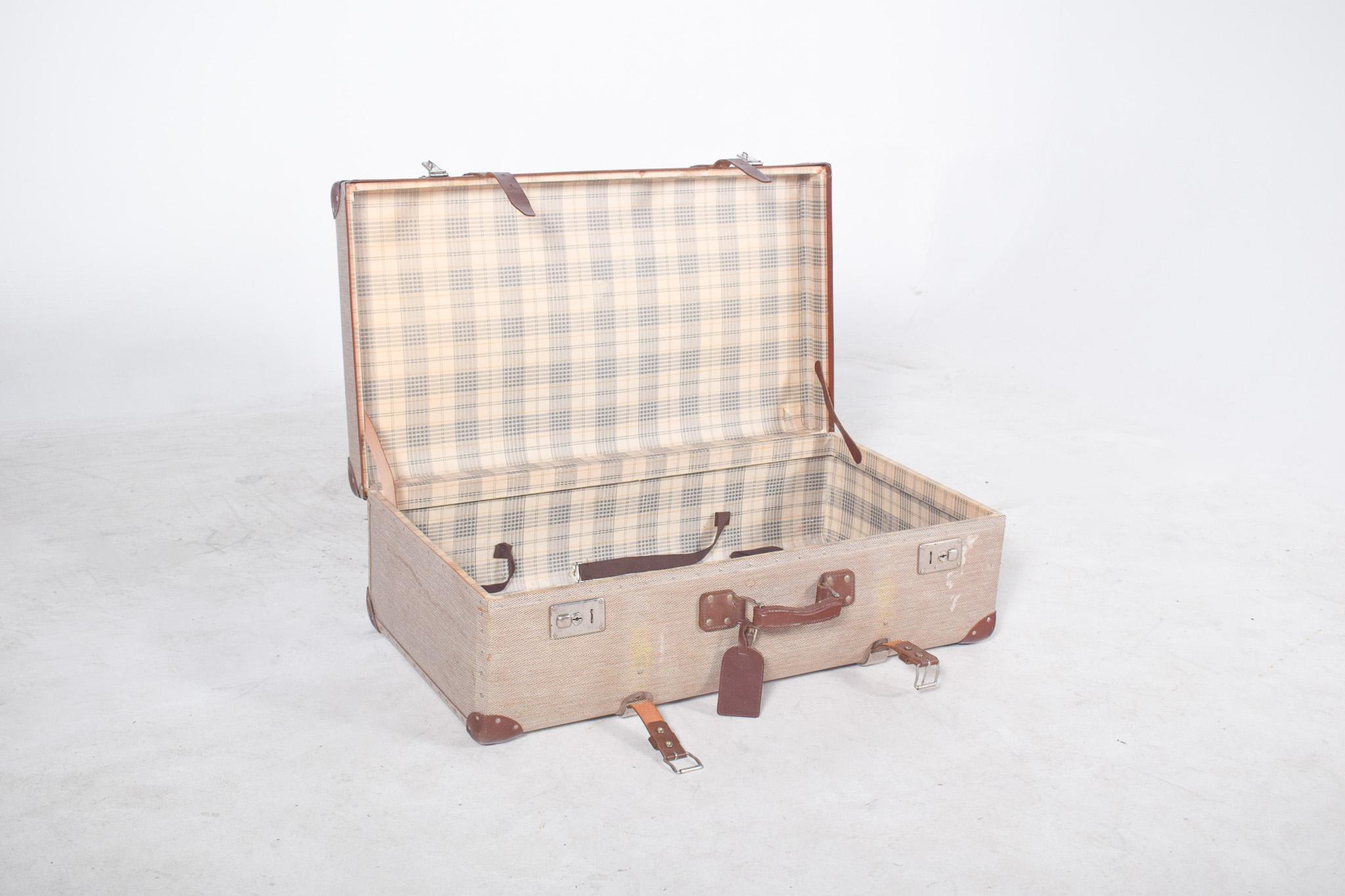 Sac de voyage en cuir du milieu du siècle en vente 2
