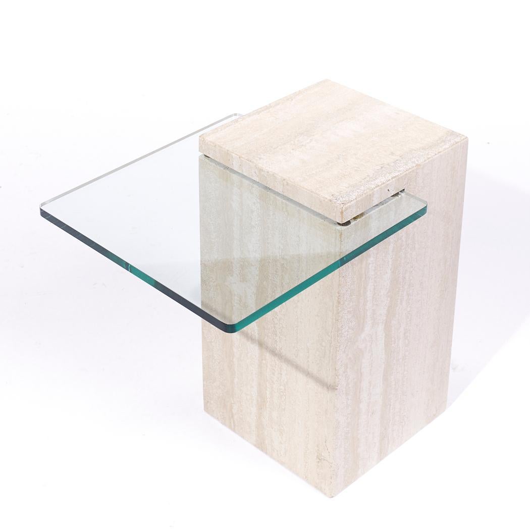 Mid Century Beistelltisch aus Travertin und Glas im Angebot 1