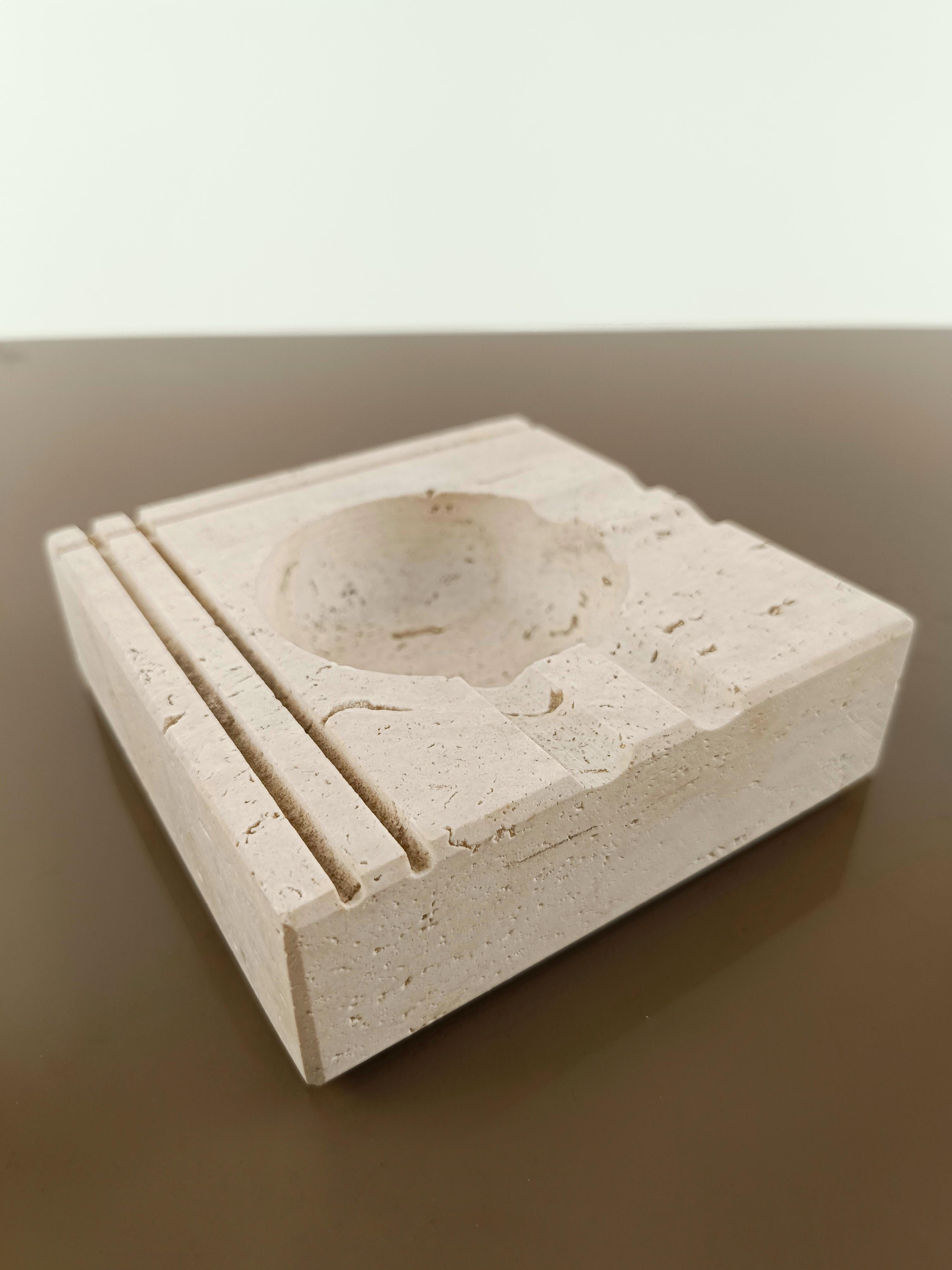 Midcentury Travertine Ashtray in the Style of Fratelli Mannelli, Italy, 1970s For Sale 3