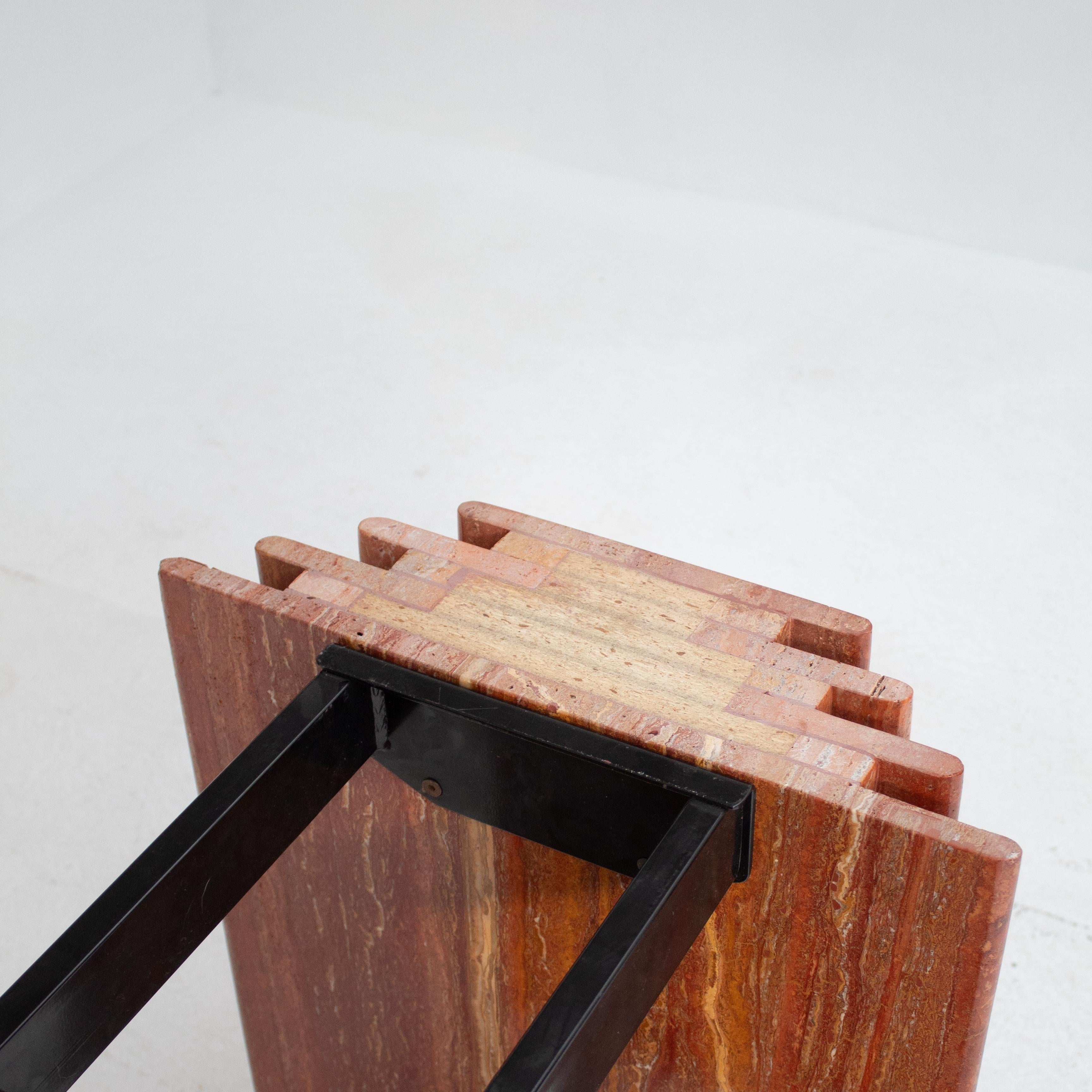 Mid-Century Travertine Dining Table in Rosso Travertino Bon état - En vente à Antwerpen, BE