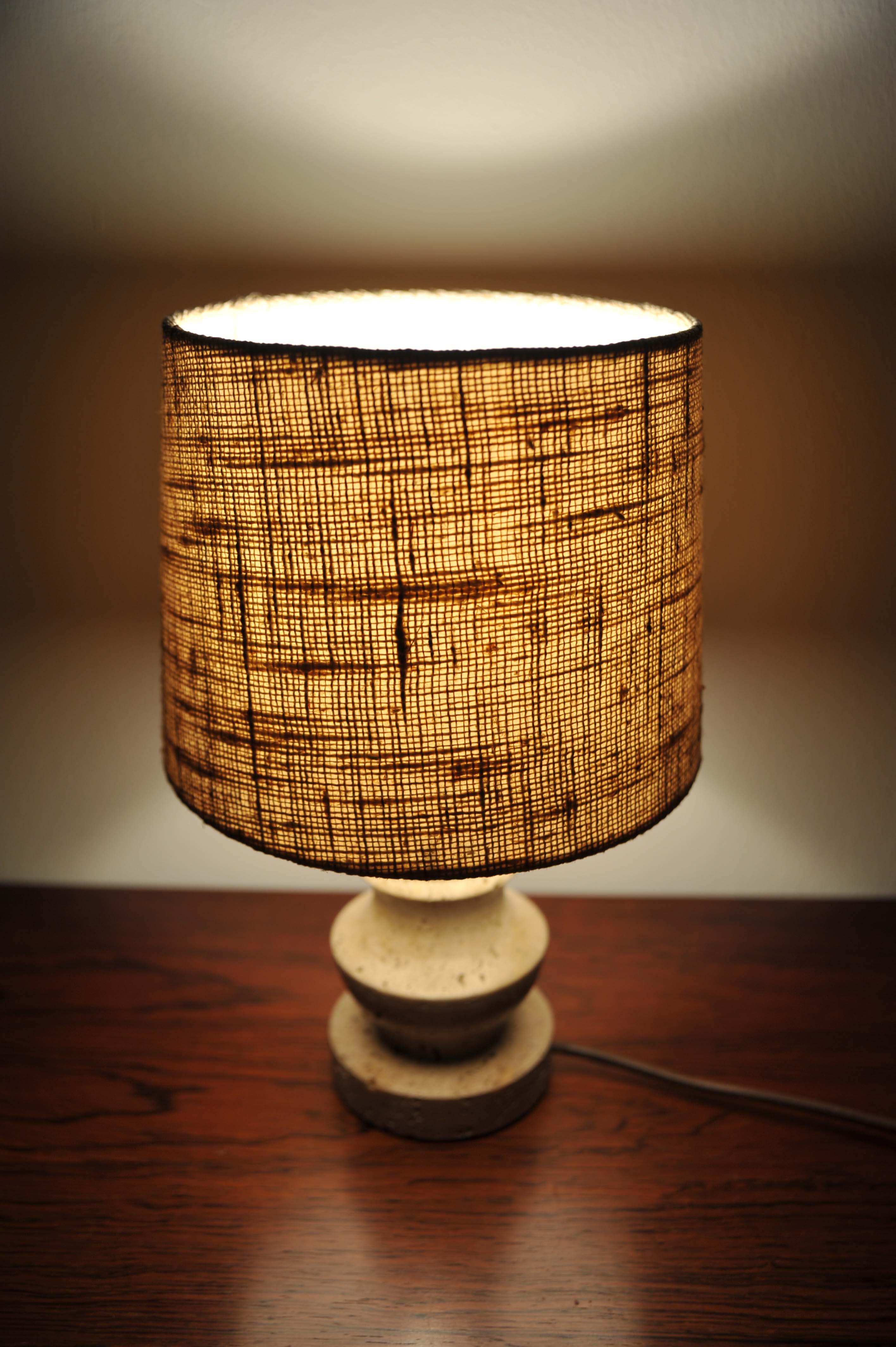 Mid-Century Modern Mid-Century Travertine Table Lamp (1960s) For Sale