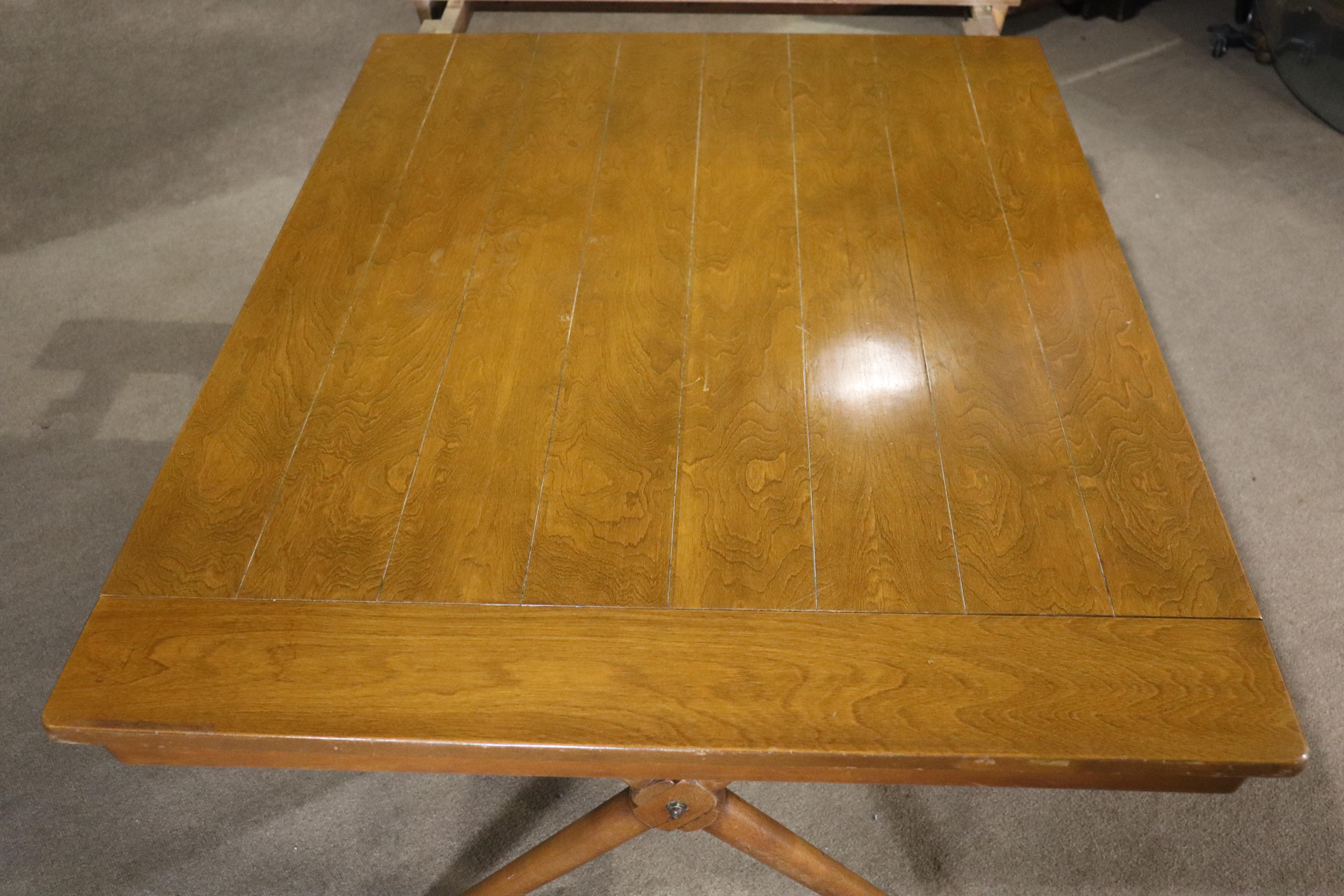 Mesa de comedor con base de caballete de mediados de siglo en venta 8