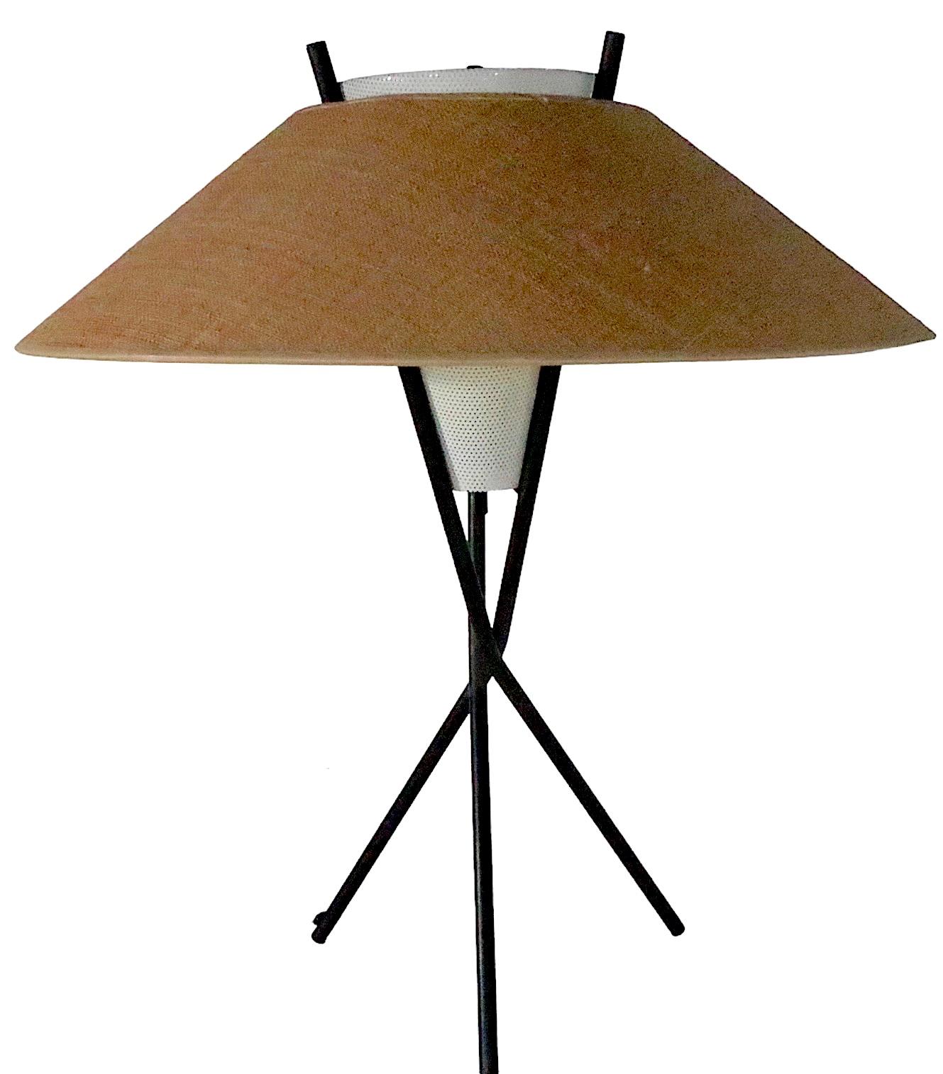 Midcentury Tri Pod Table Lamp by Gerald Thurston for Lightolier C 1950s For Sale 1