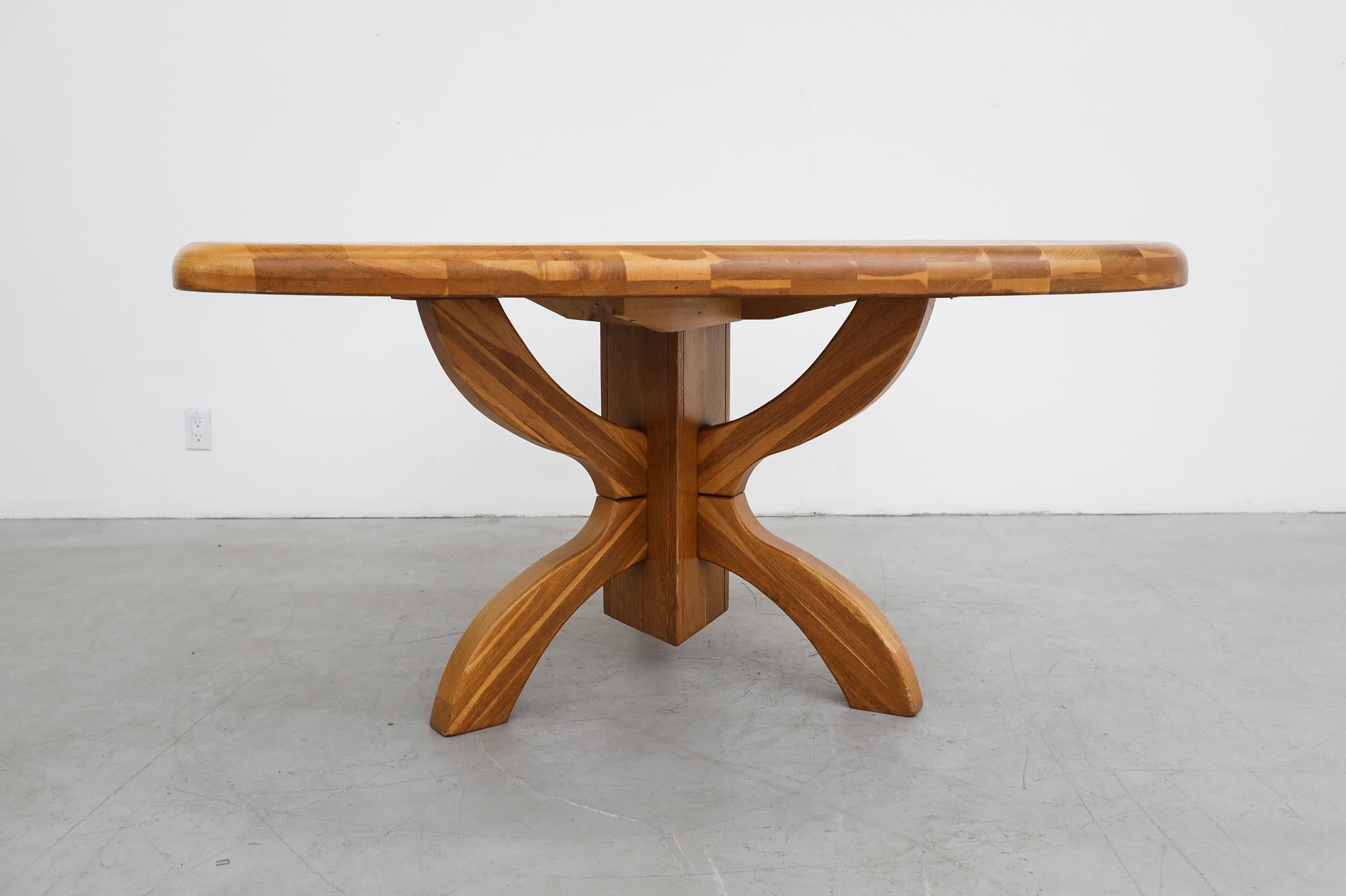 Late 20th Century Mid-Century Triangular Golden Oak Dining or Center Table with Thick Rounded Top For Sale