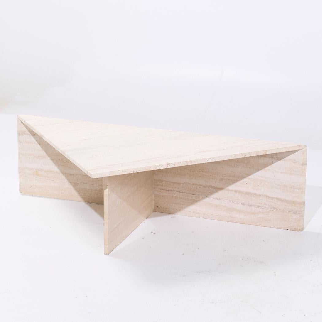 Mid Century Triangular Marble Coffee Table In Good Condition For Sale In Countryside, IL