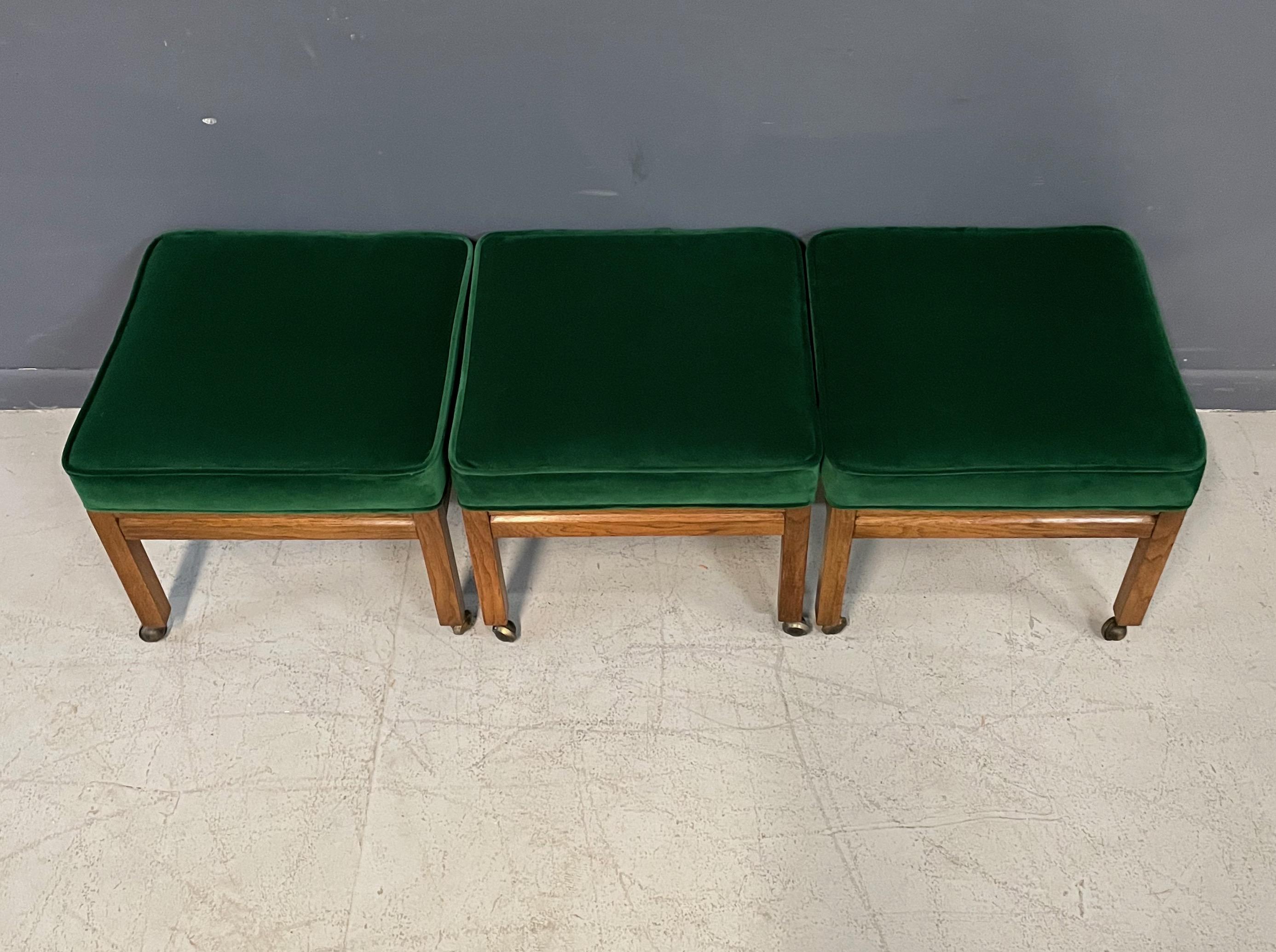 Trio of Square Upholstered Stools in Emerald Velvet and Pecan Probber Style In Good Condition For Sale In Philadelphia, PA