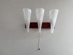 Mid-century Triplet Cone-shaped Plexiglass Sconce with Teak Base, 1960s, Germany
