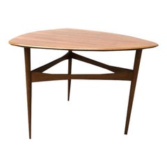 Tavolino a treppiede di metà secolo, anni '60