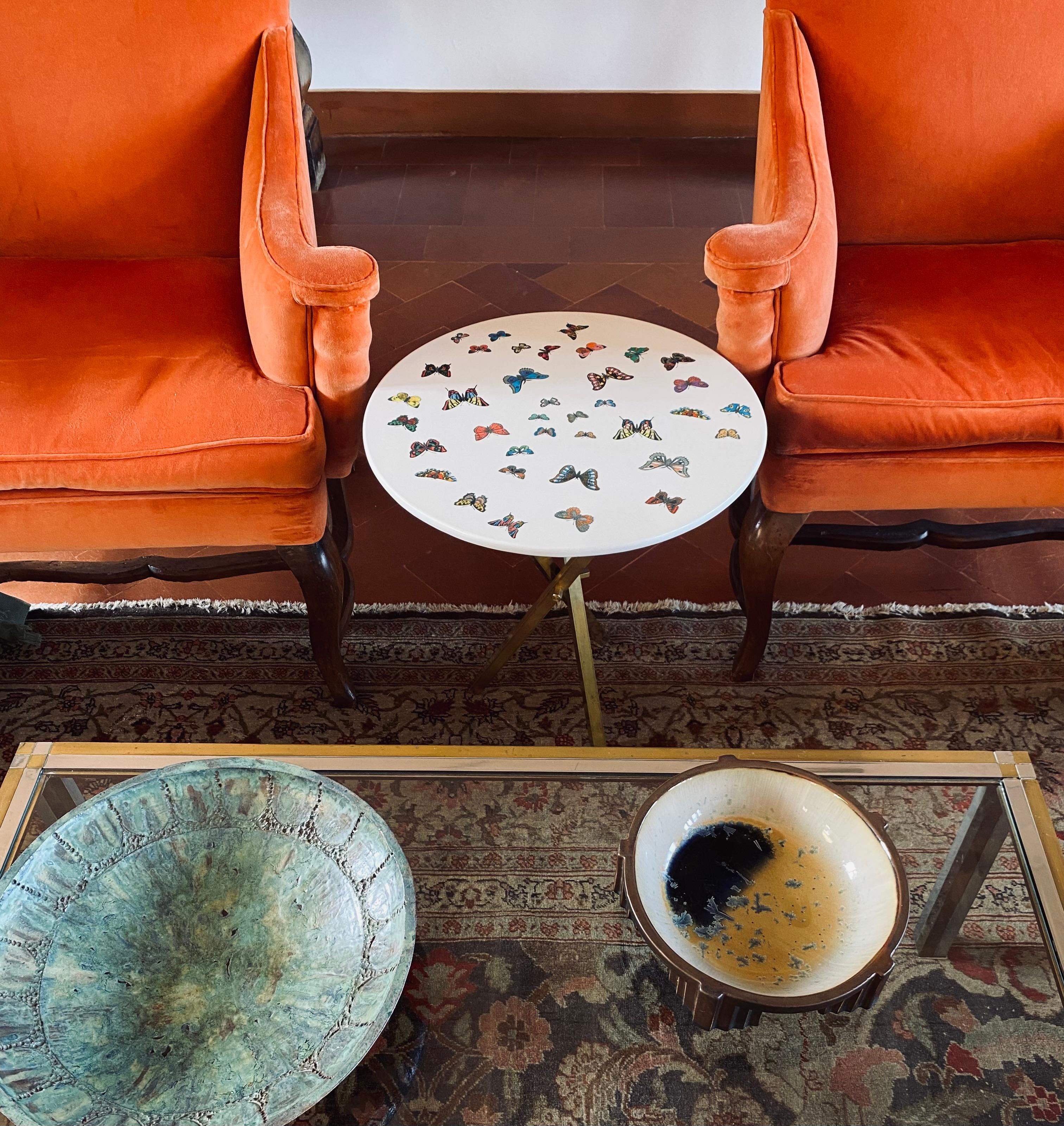 Italian Mid-Century tripod coffee table 