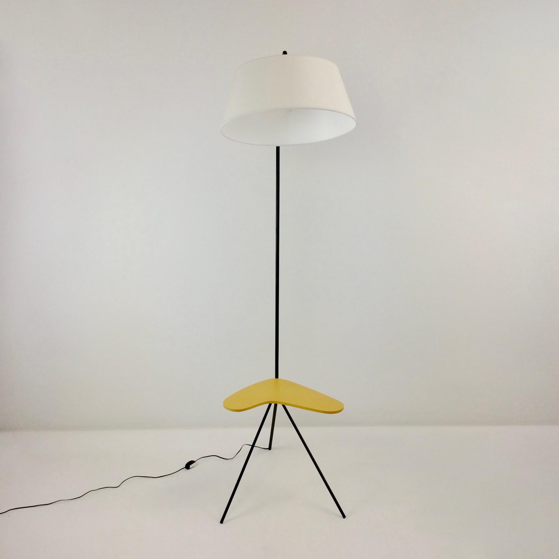 Mid-20th Century Mid-Century Tripod Floor Lamp, 1950s, France