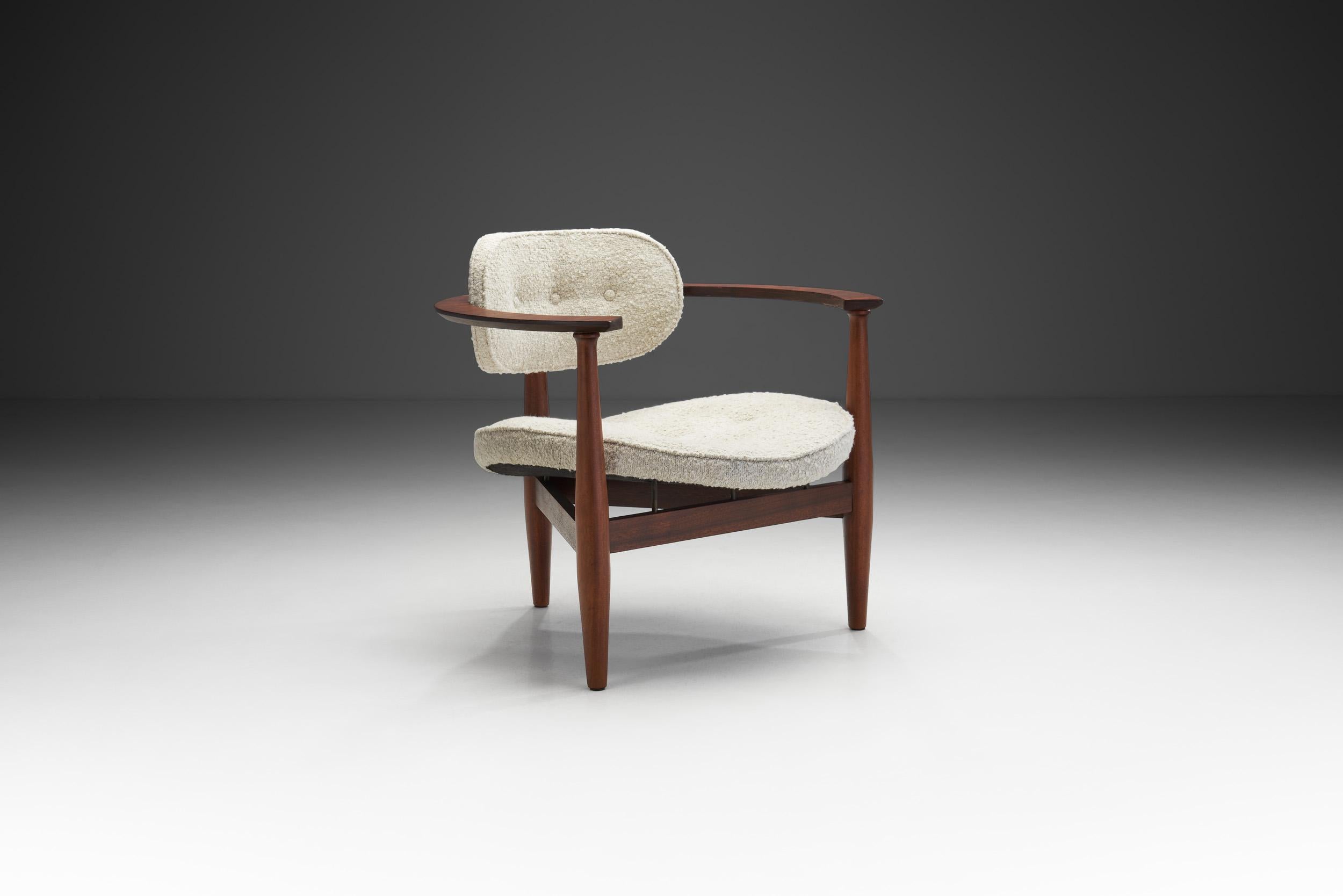 mid century modern shell chair