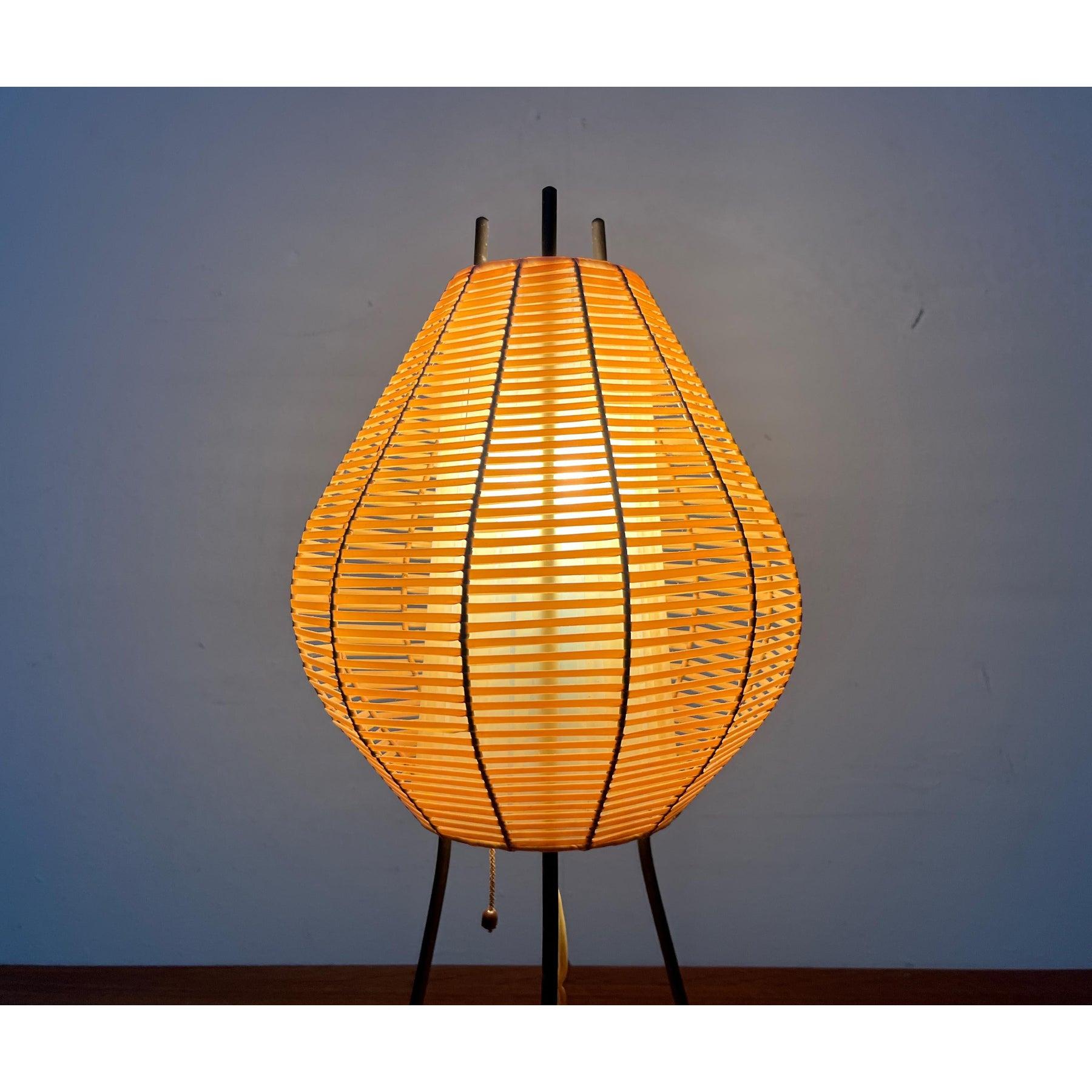 Stativ-Tischlampe, 1960er Jahre (Metall) im Angebot