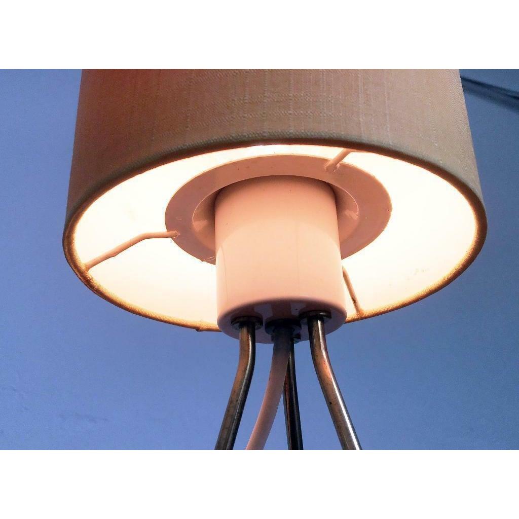 Mid-Century Tripod Table Lamp, 1960s For Sale 1