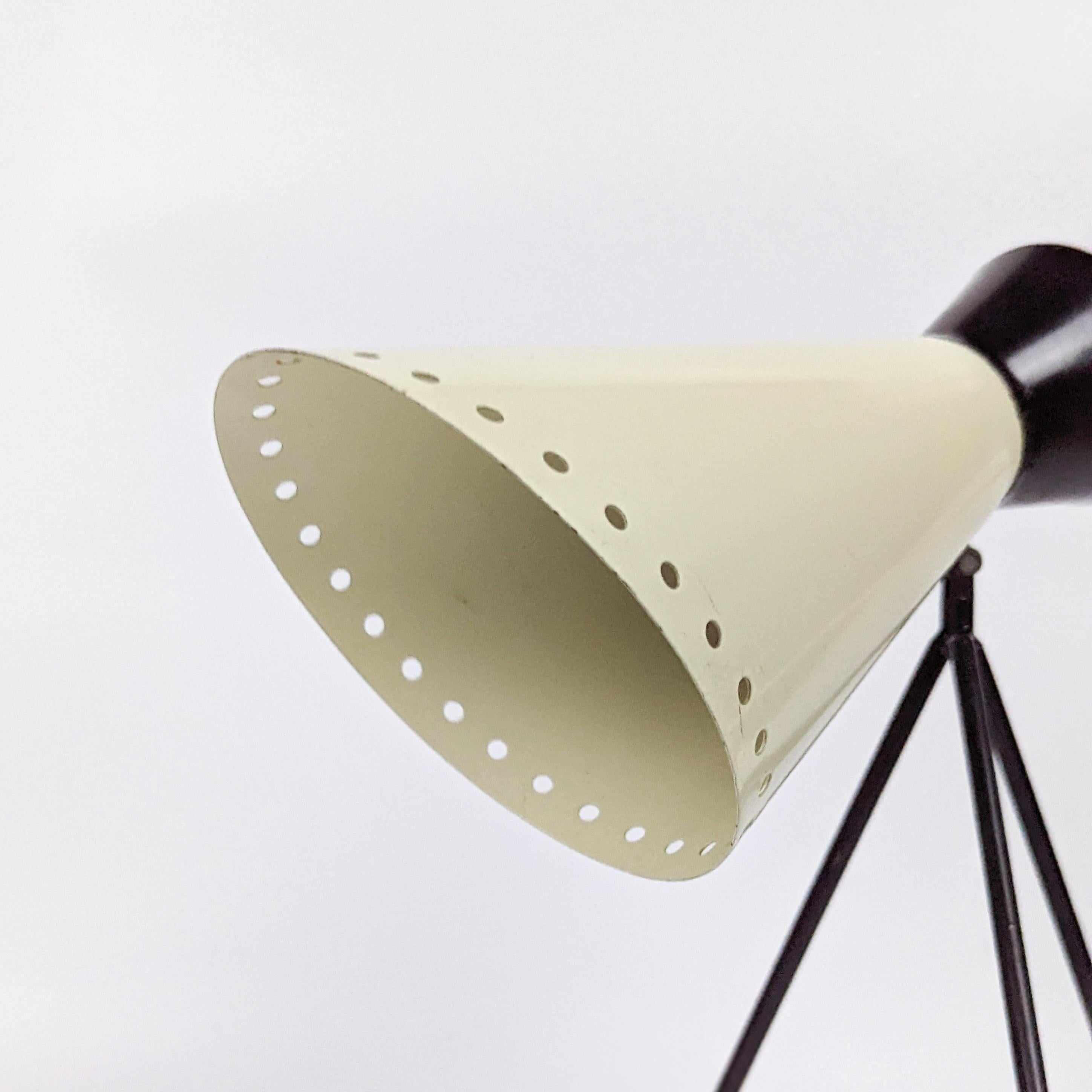 Mid Century tripod table lamp by Josef Hůrka for Napako  In Good Condition For Sale In PRAHA 5, CZ