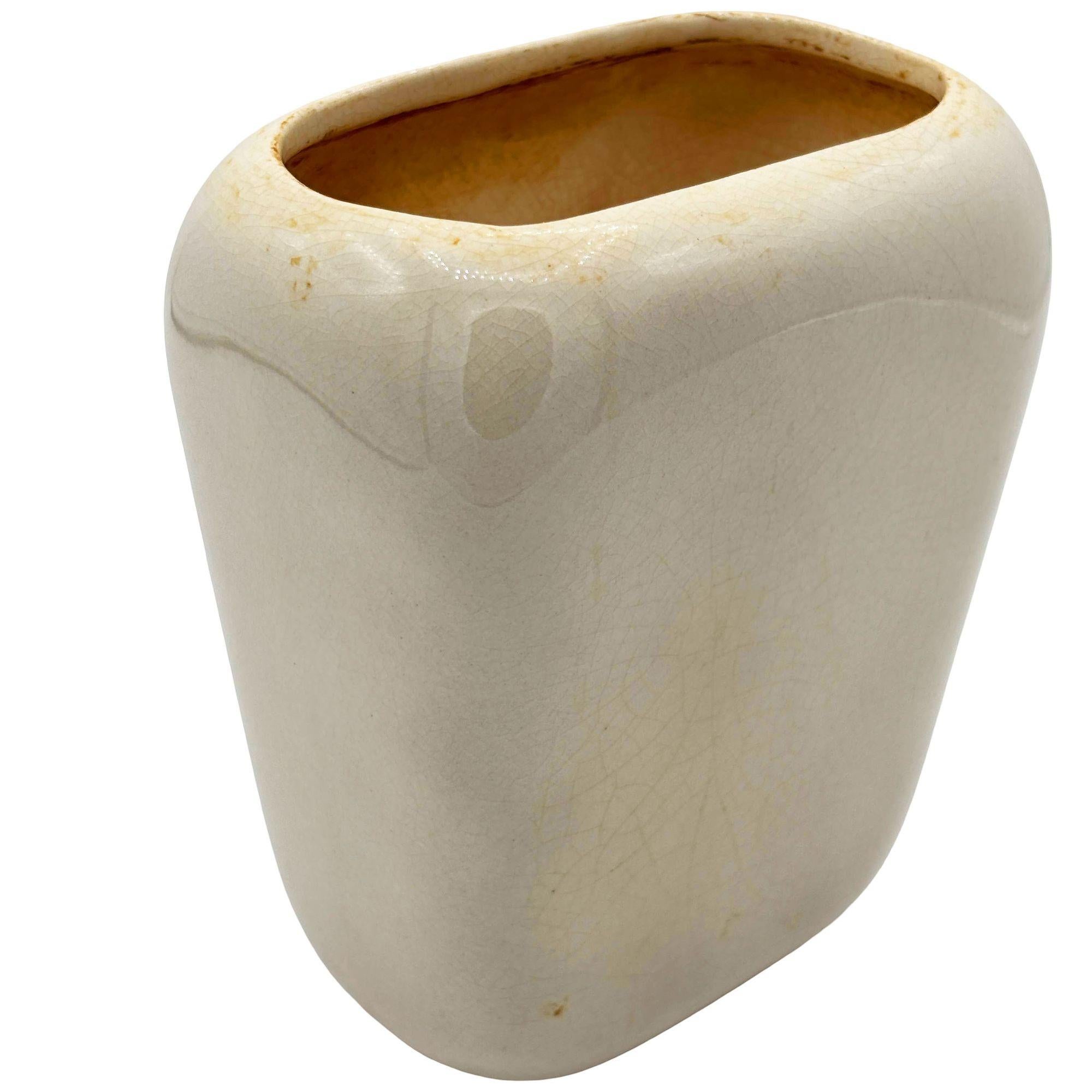 Americano Vaso tropicale di metà secolo in ceramica con foglie di palma di Royal Copley Pottery in vendita