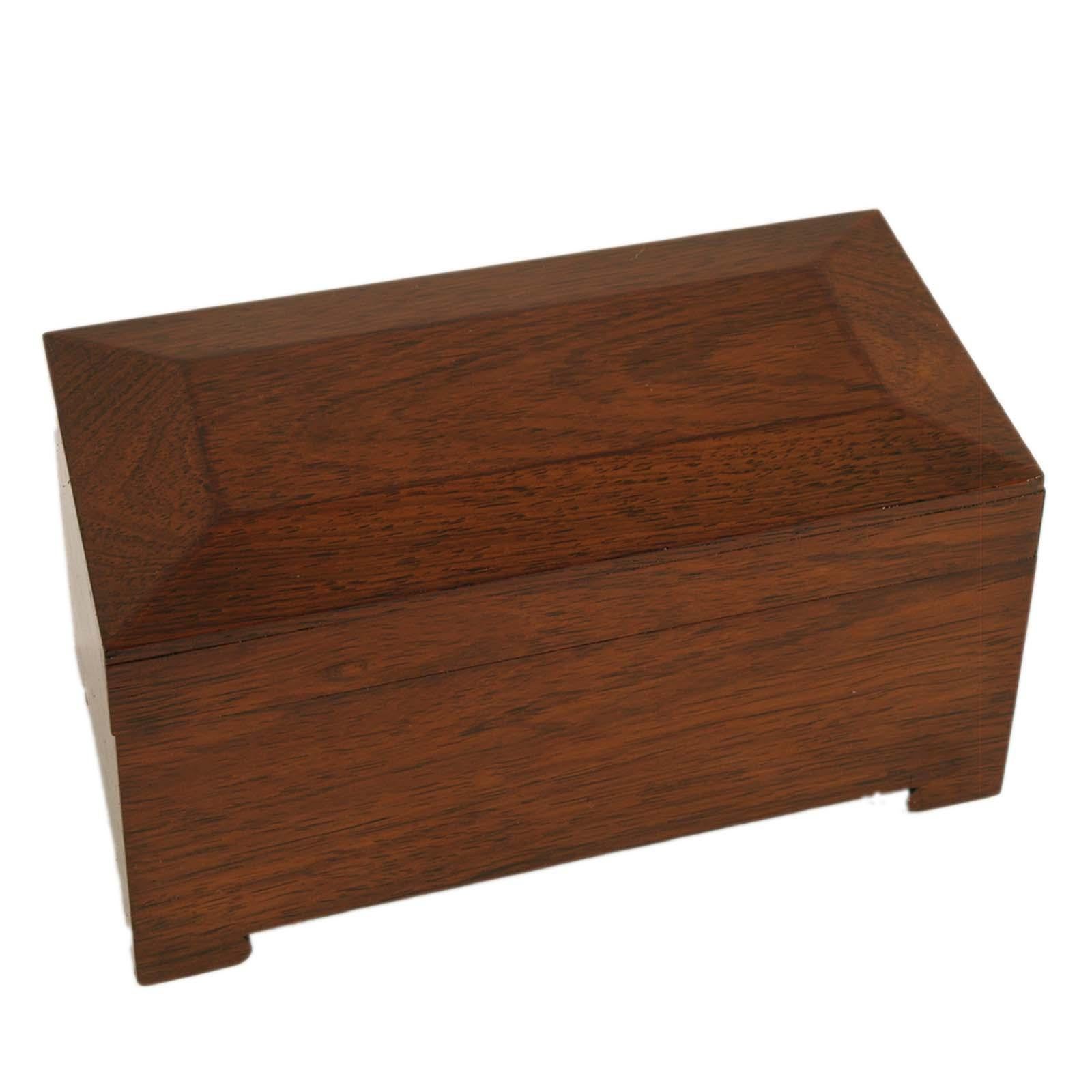Small trunk from the 1960s in mahogany used as a jewelery box 

About Tommaso Barbi

Tommaso Barbi is an Italian Postwar & Contemporary artist who was born in the 20th Century. Tommaso Barbi's work has been offered at auction multiple times,