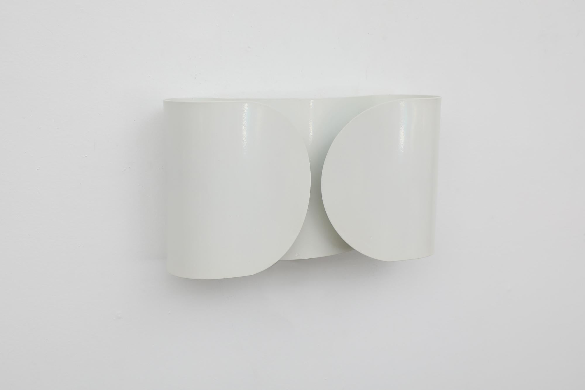 Original Mid-Century White TS-Foglio Wall Lamps by Tobia Scarpa for Flos, 1960s For Sale 1