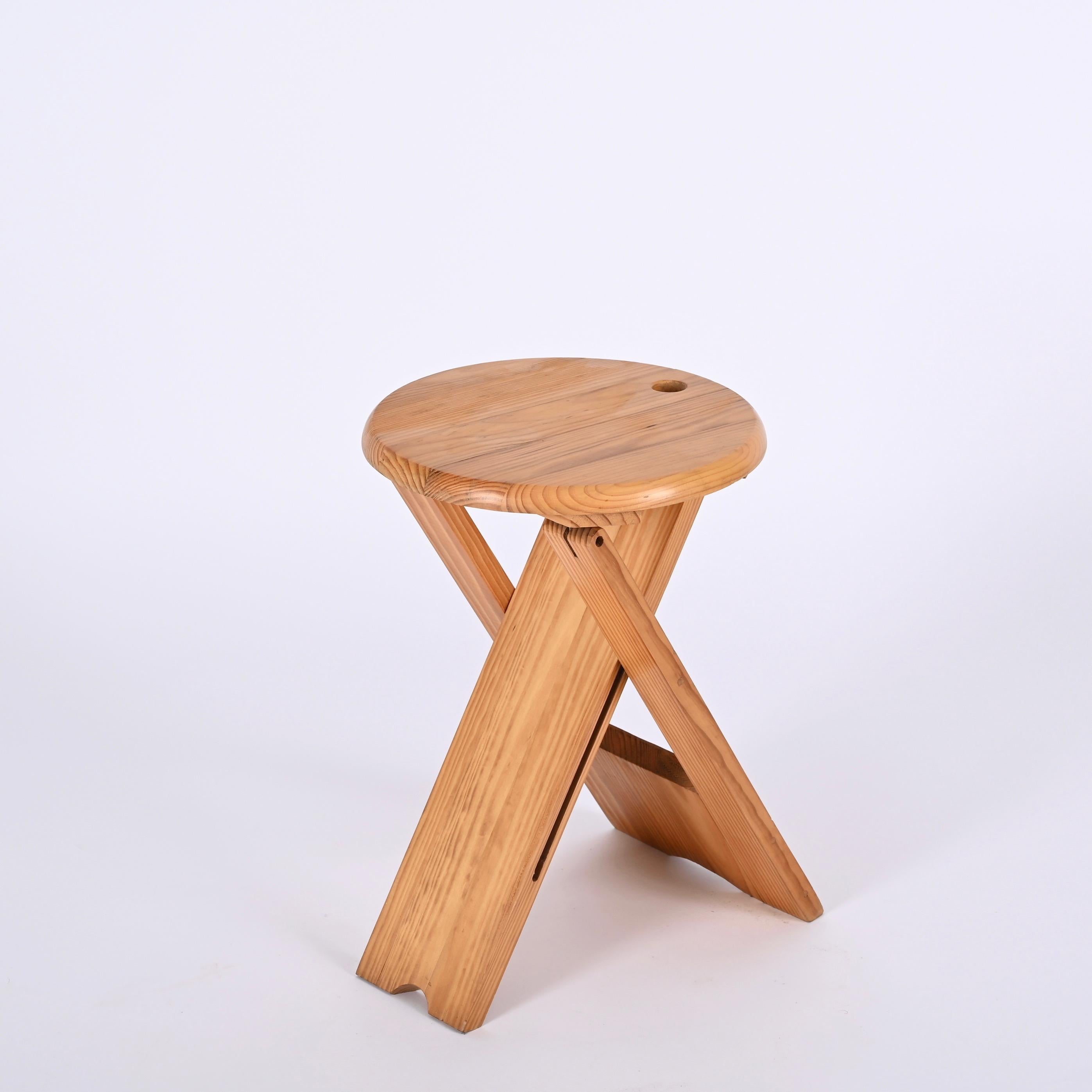 Mid-Century Ts Folding Stool by Roger Tallon for Sentou, France 1970s For Sale 1