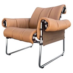 Sillón Tubular de Cromo y Cuero de Mediano Siglo