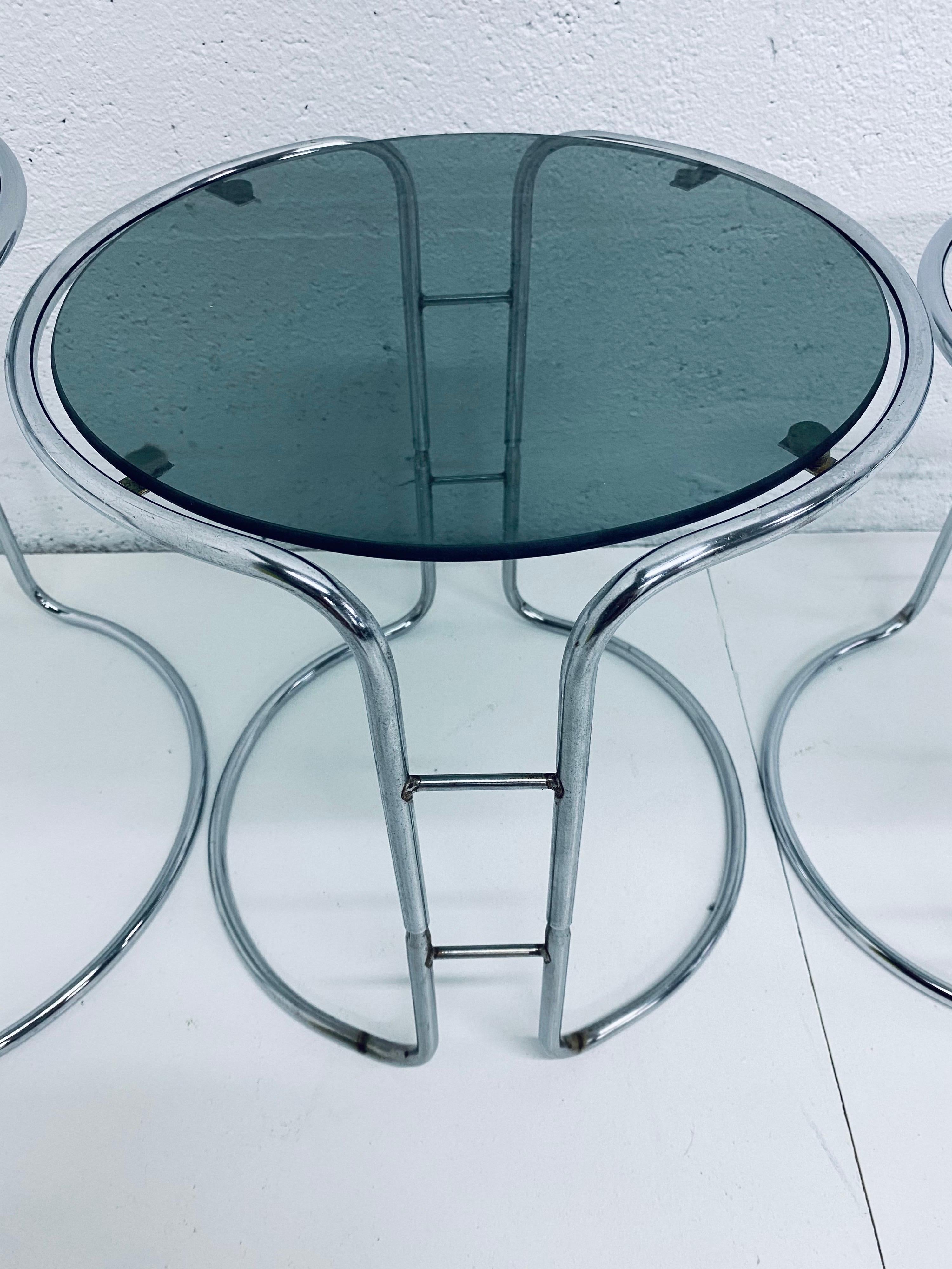 Midcentury Tubular Chrome and Smoked Glass Nesting Tables, 1970s In Good Condition In Miami, FL